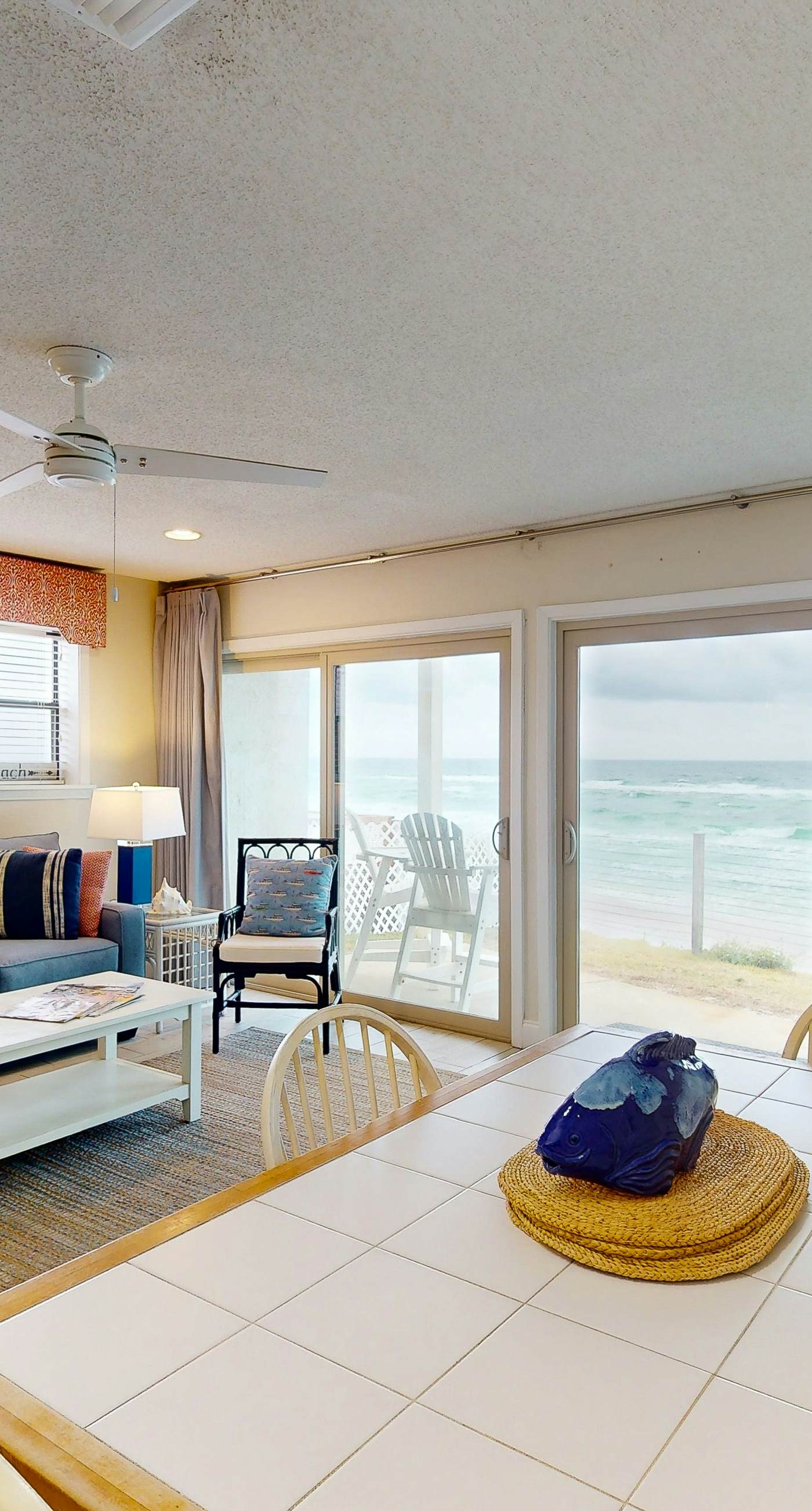 Cozy remodeled condo steps away from the gulf in Blue Mountain Beach