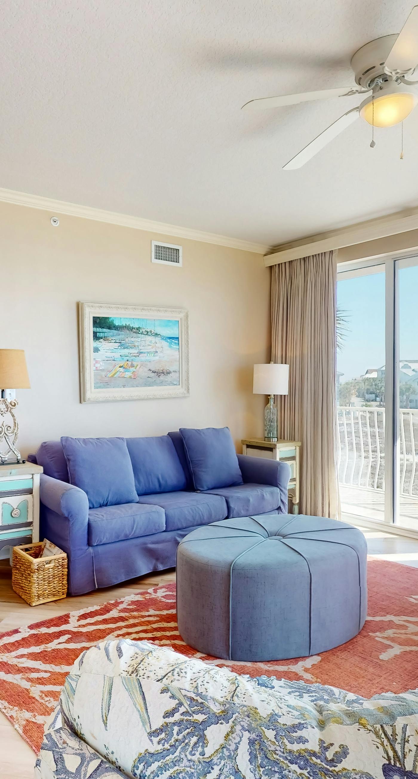 Gulf-front 3-bedroom condo with bonus bunk room & pickleball