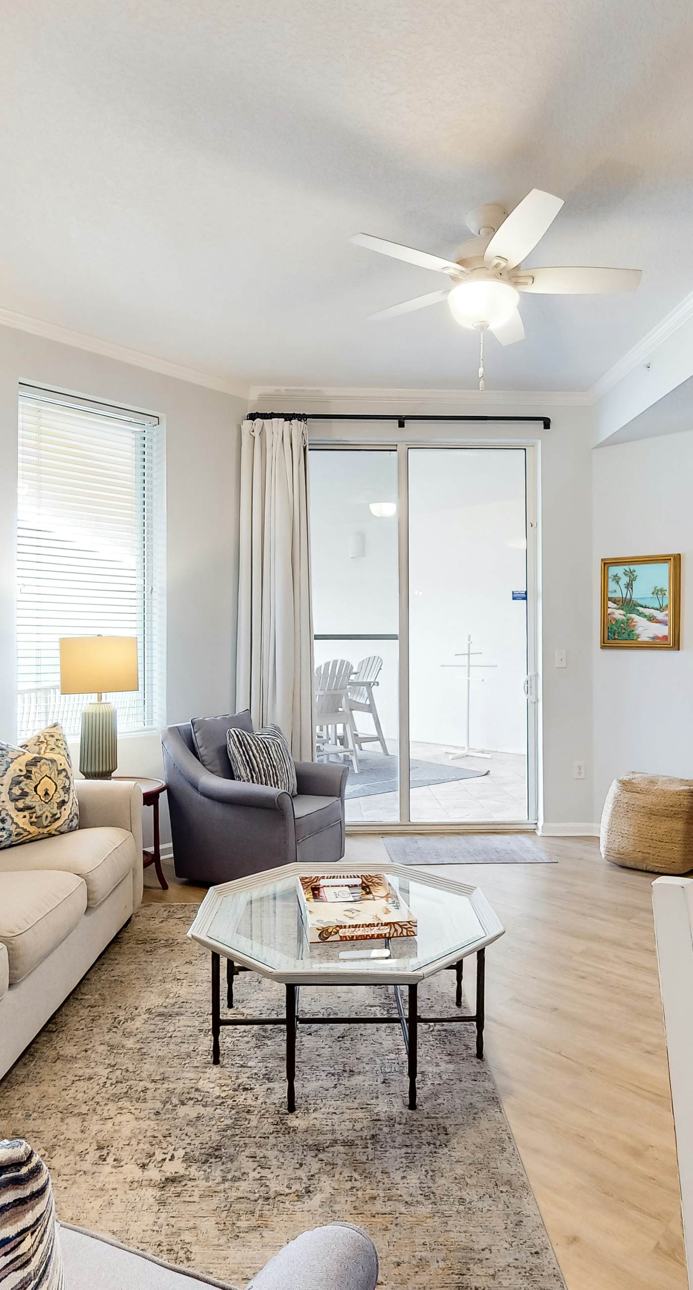 4th-floor condo with beach ambience, lagoon pool, gym, tennis & pickleball