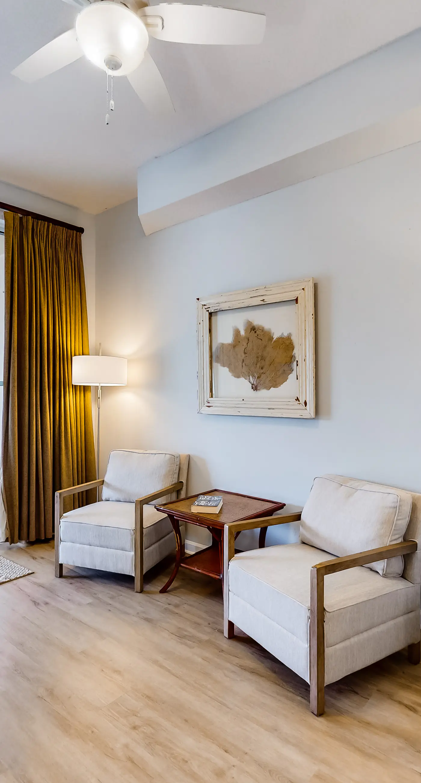 4th-floor condo with beach ambience, lagoon pool, gym, tennis & pickleball