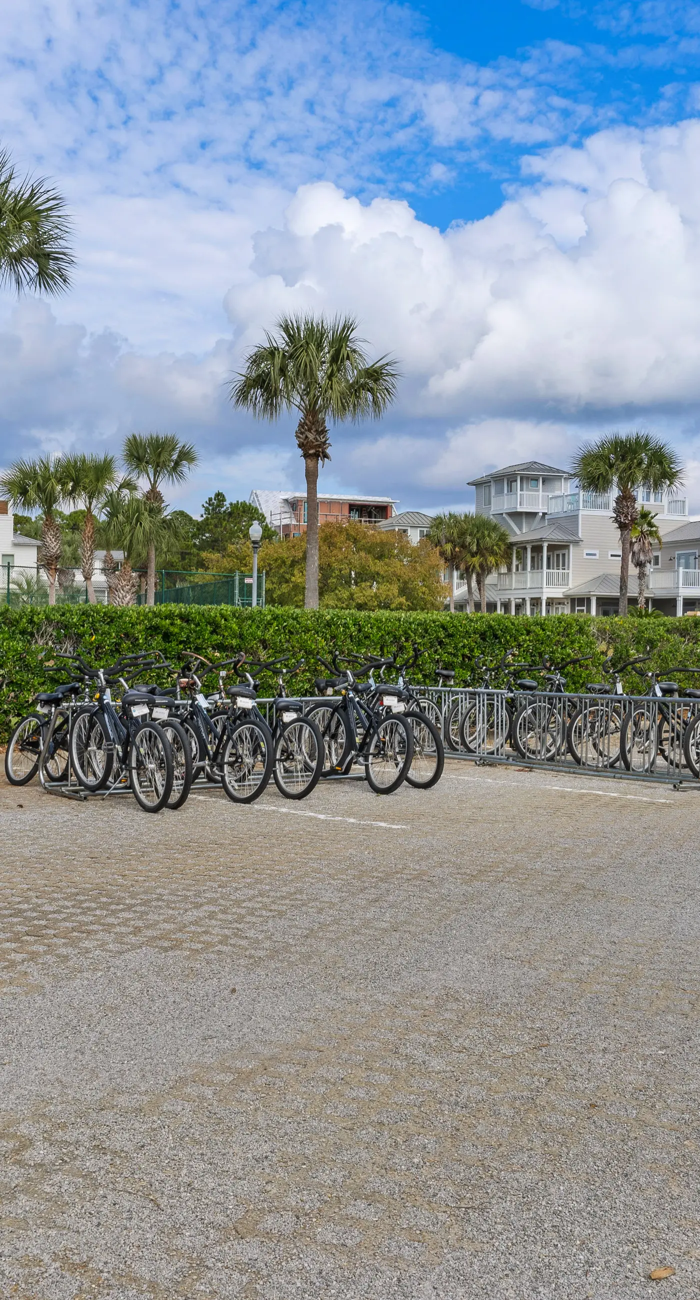 4th-floor condo with beach ambience, lagoon pool, gym, tennis & pickleball