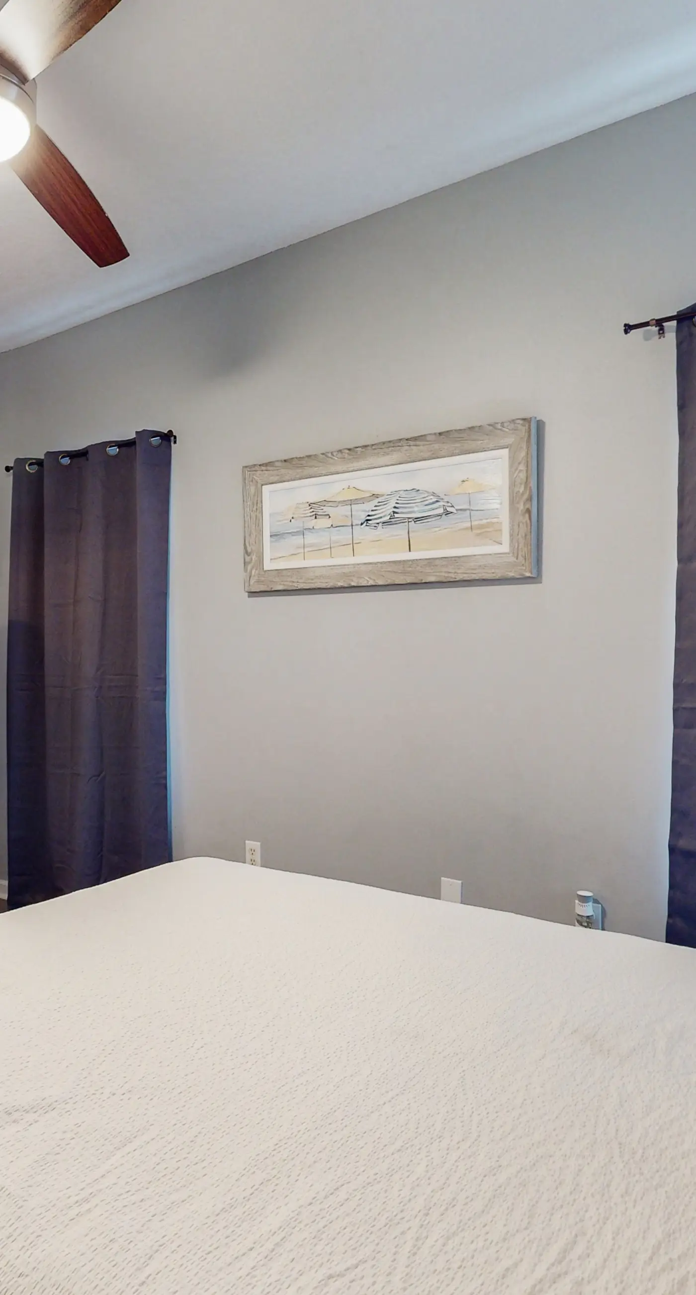 Attractive home with spacious balcony, pool view & pickleball - near beach