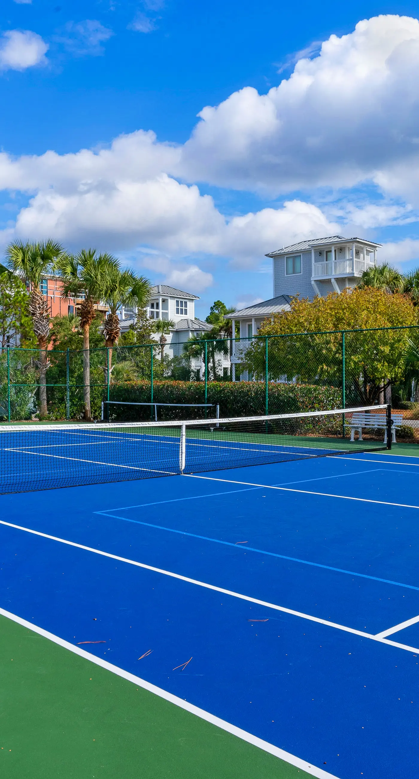 Attractive home with spacious balcony, pool view & pickleball - near beach