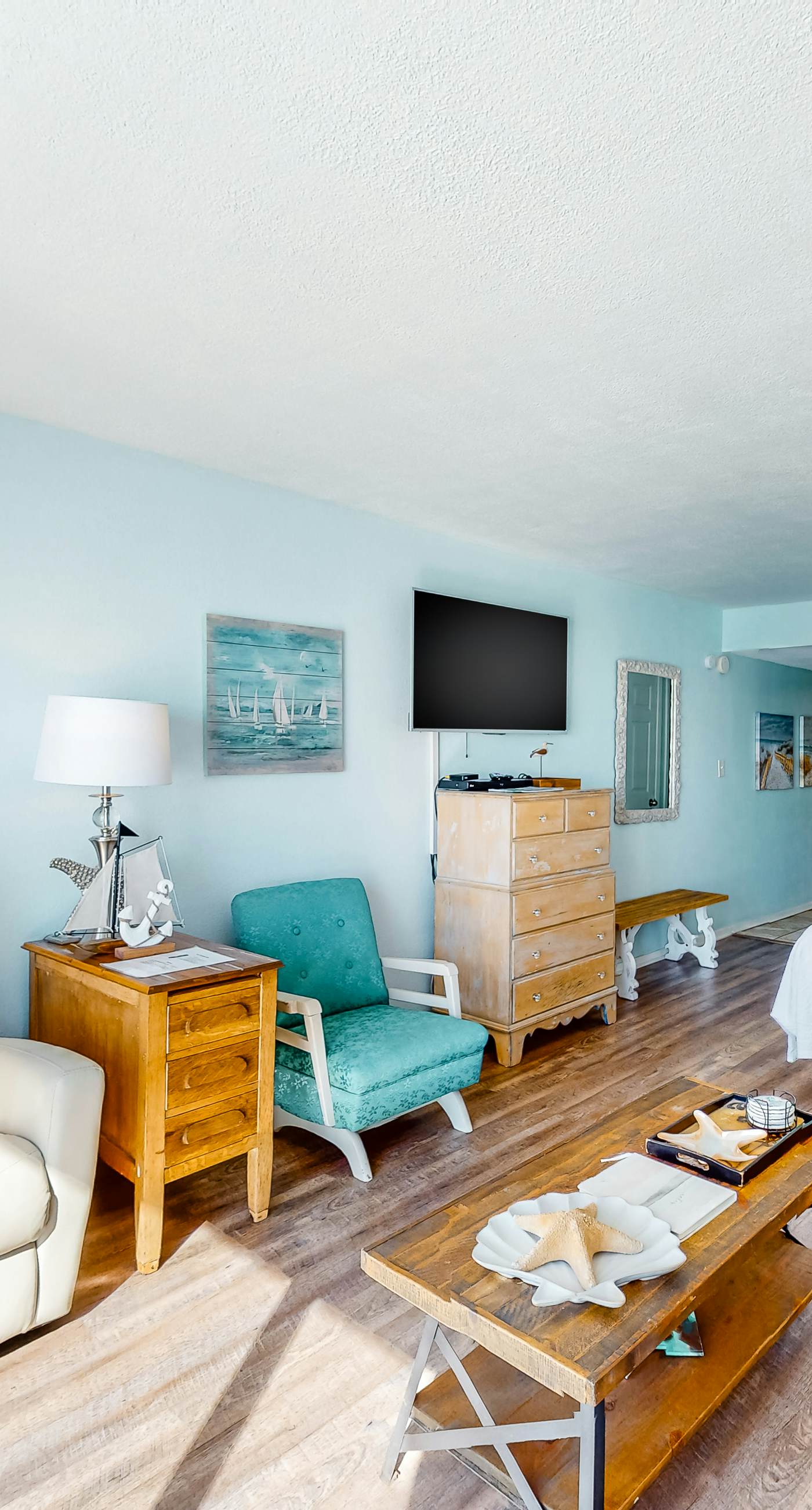 Islander W 603 - Snowbird-friendly oceanfront condo with ocean view, central AC, & beach service