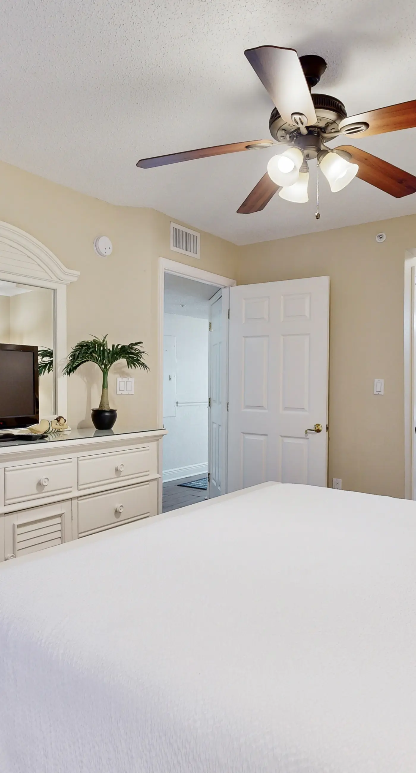 Third floor oceanfront condo with ocean view, pool access, and central AC