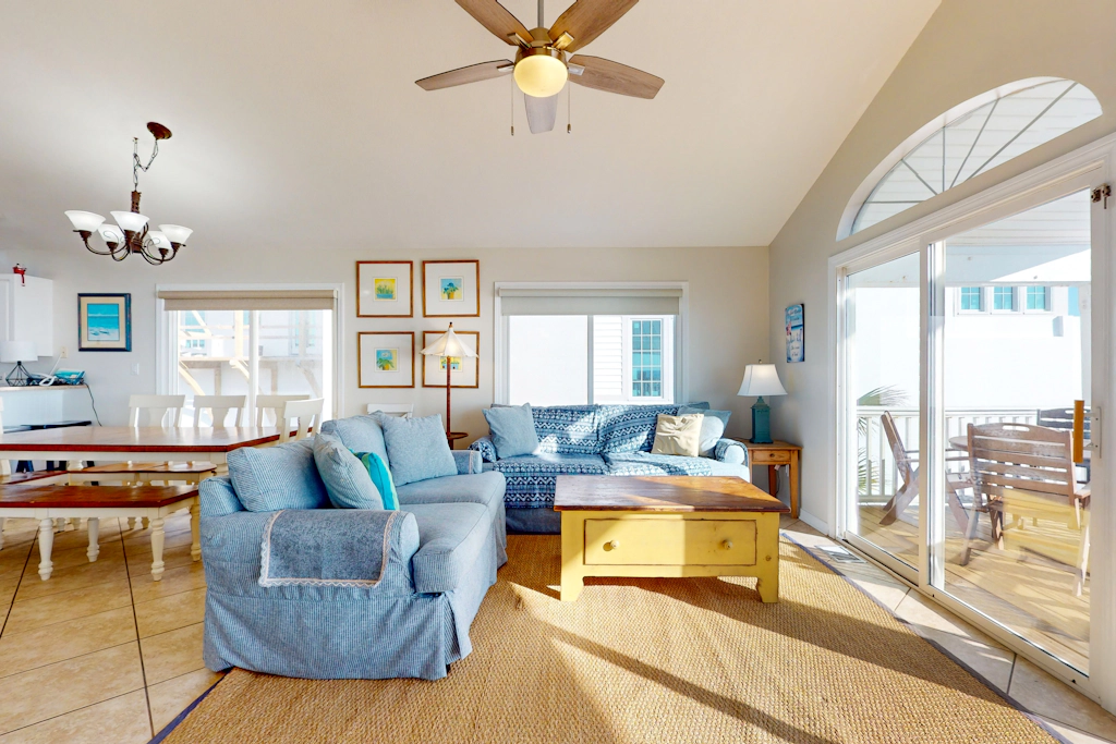 Gulf-front house near golf with pool, ocean views, beach access, & balcony