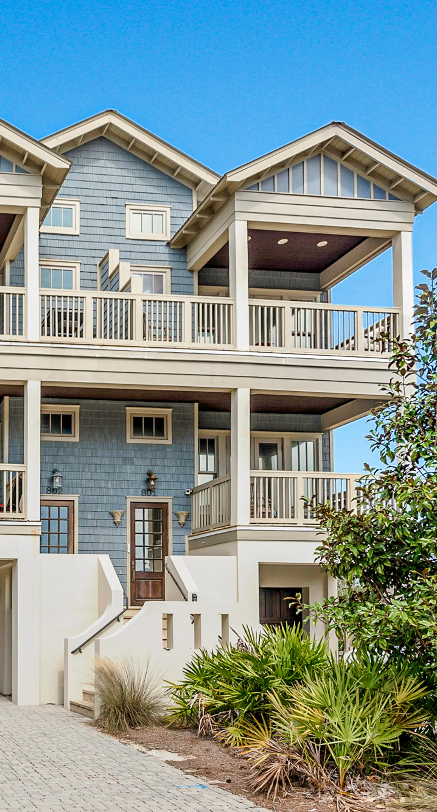 Pet-friendly Gulf escape with Private Pool, Guest Suite, & breezy balcony