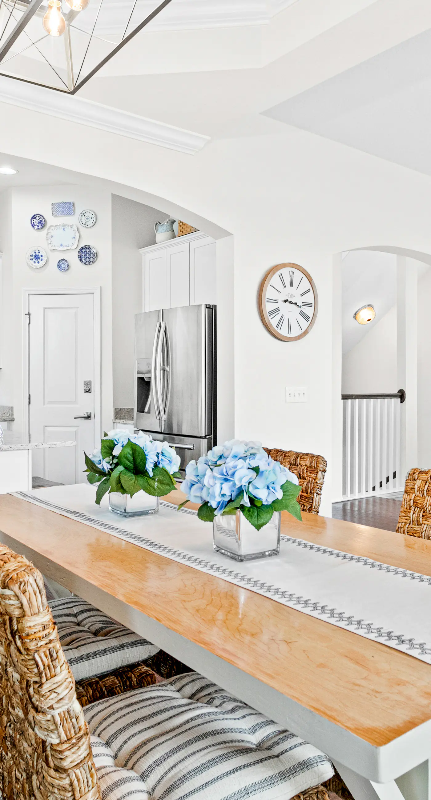 Coastal home with WiFi, central AC, decks, grill, firepit, pool, and dock