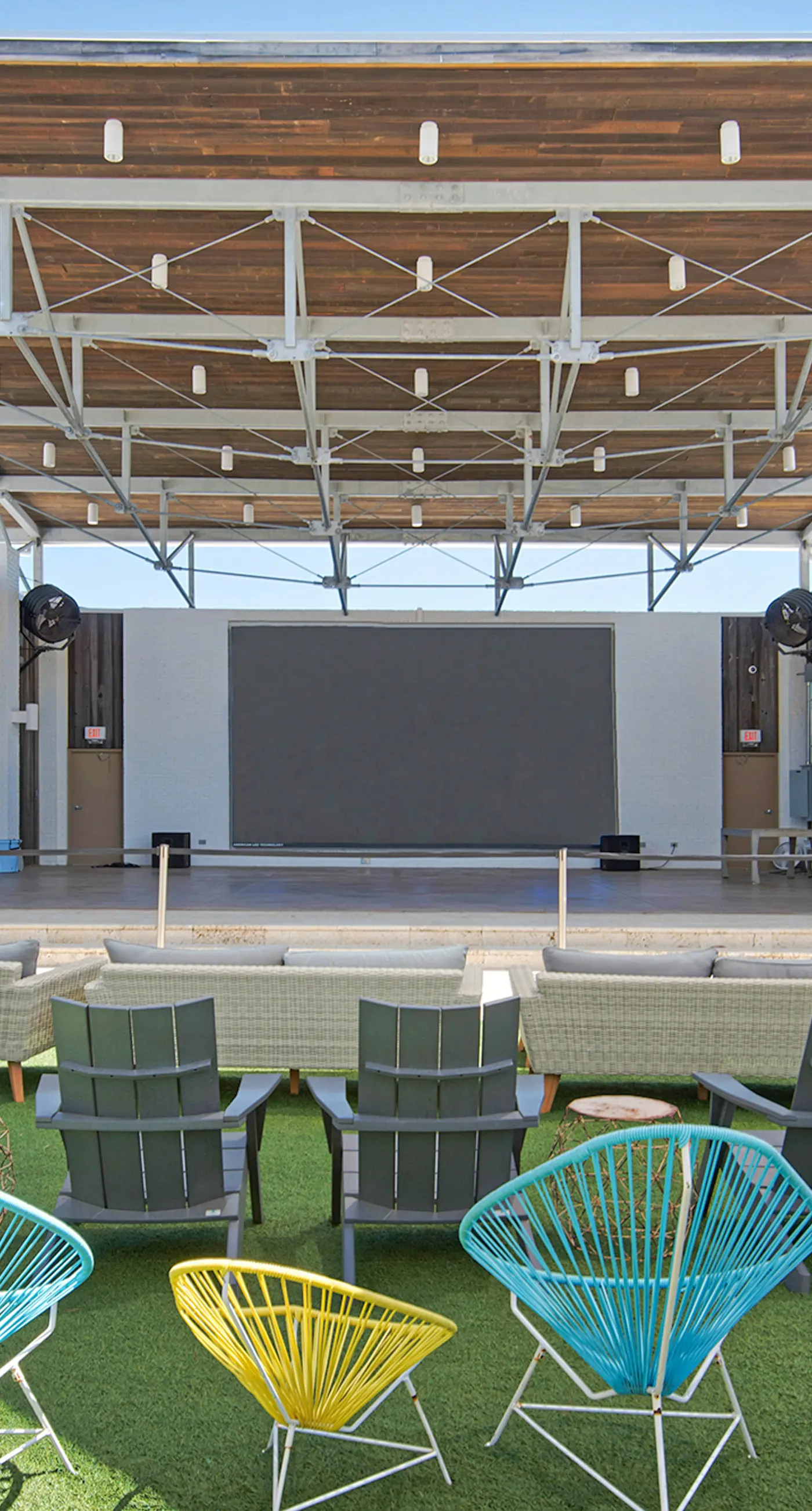 Luxury Prominence Gulf Escape with pool - walk to dining & shops