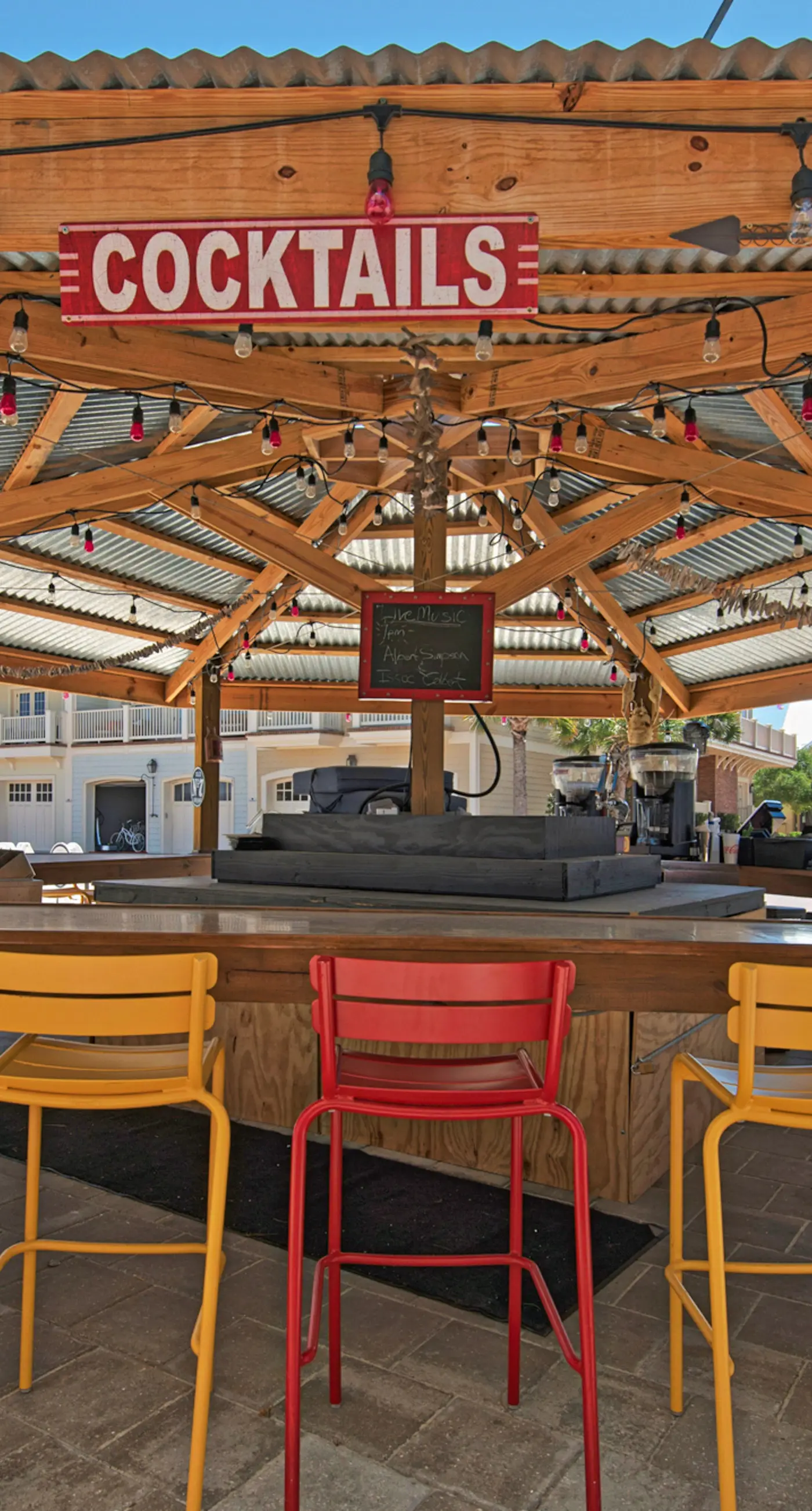 Luxury Prominence Gulf Escape with pool - walk to dining & shops