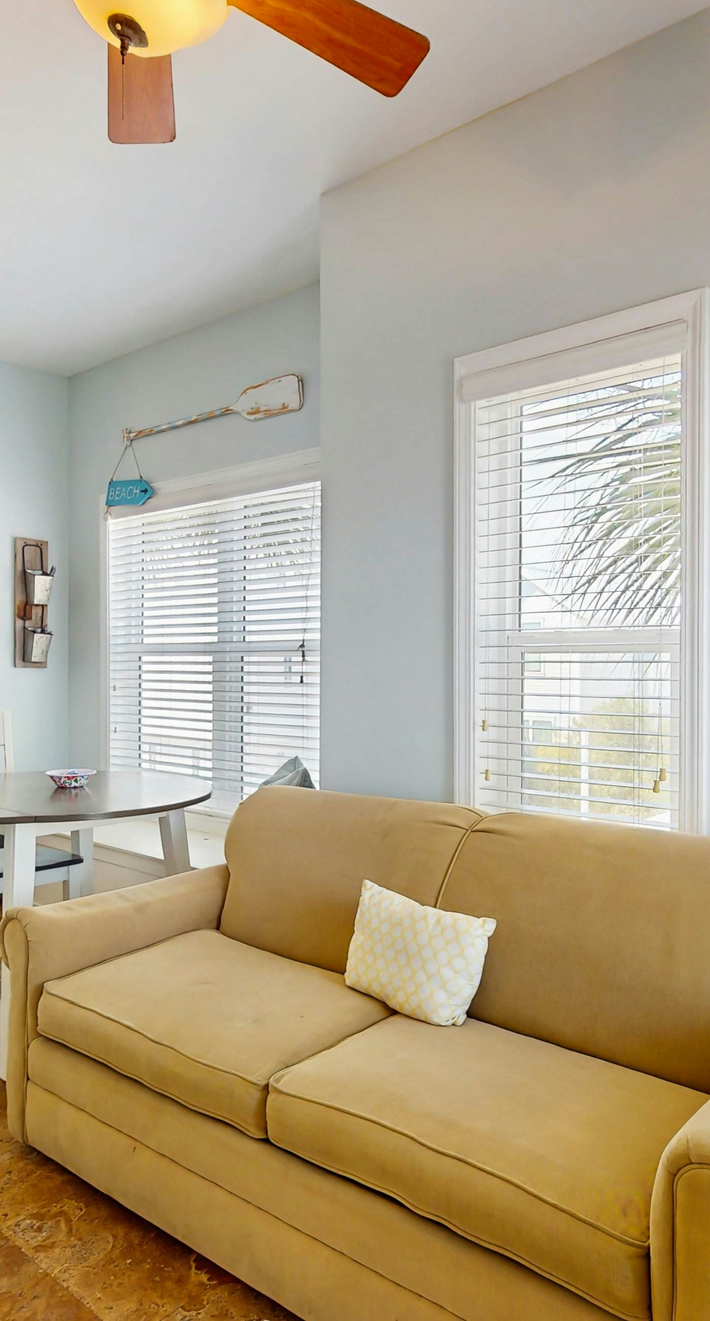 Gorgeous, private, coastal home with a shared pool, fitness room