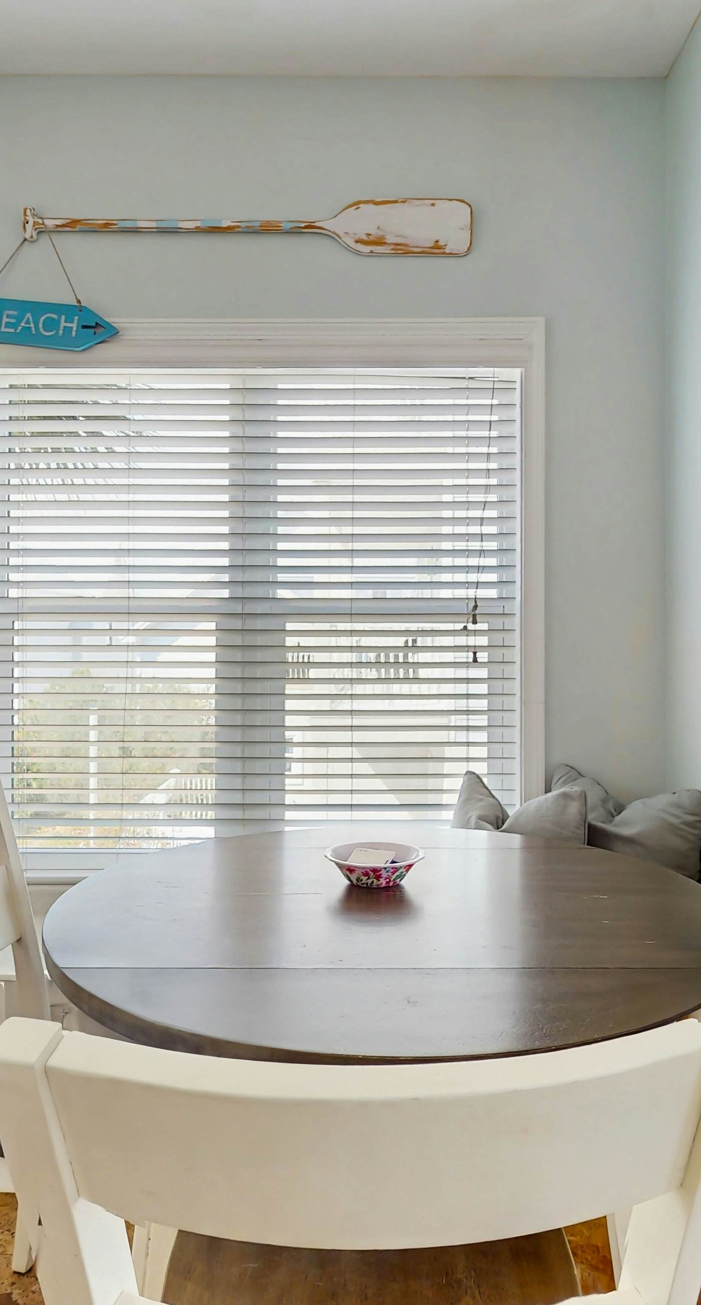 Gorgeous, private, coastal home with a shared pool, fitness room