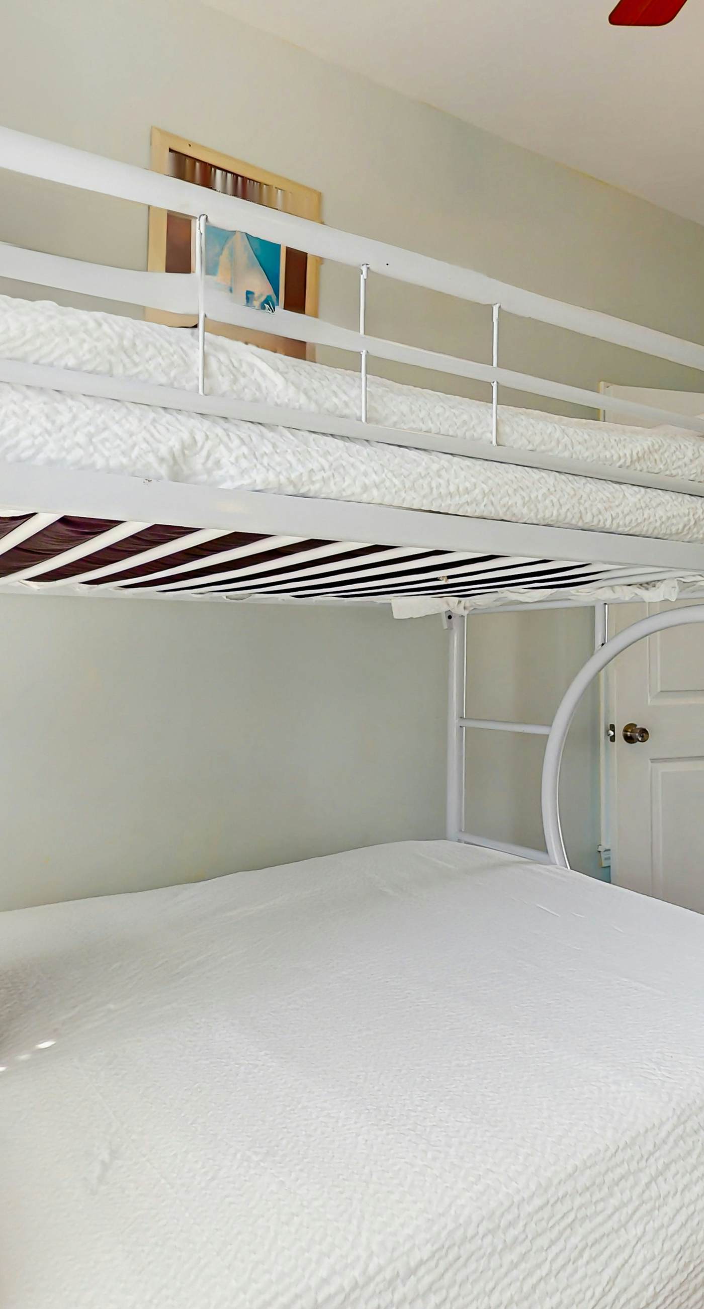 Gorgeous, private, coastal home with a shared pool, fitness room