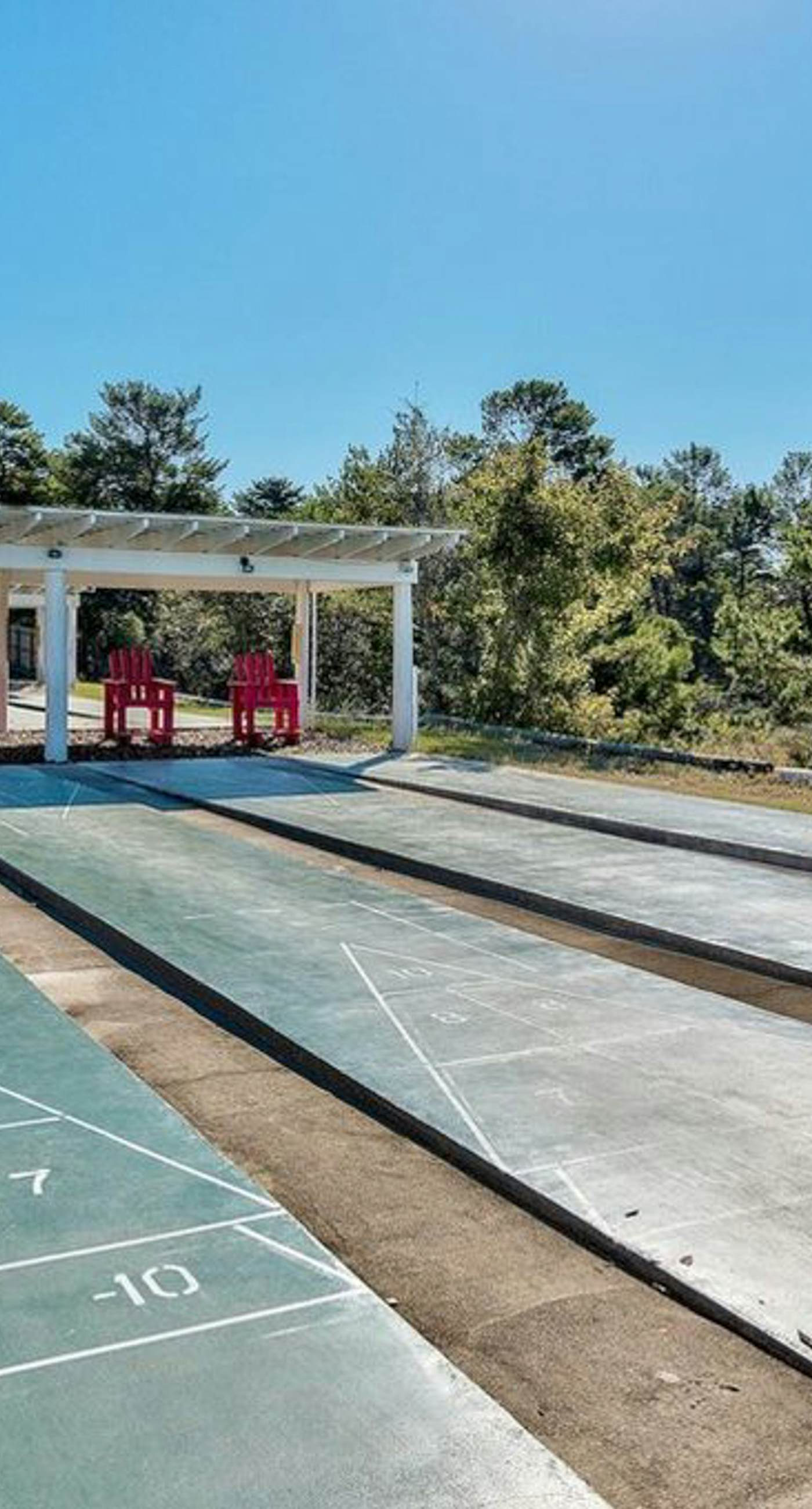 Gorgeous, private, coastal home with a shared pool, fitness room