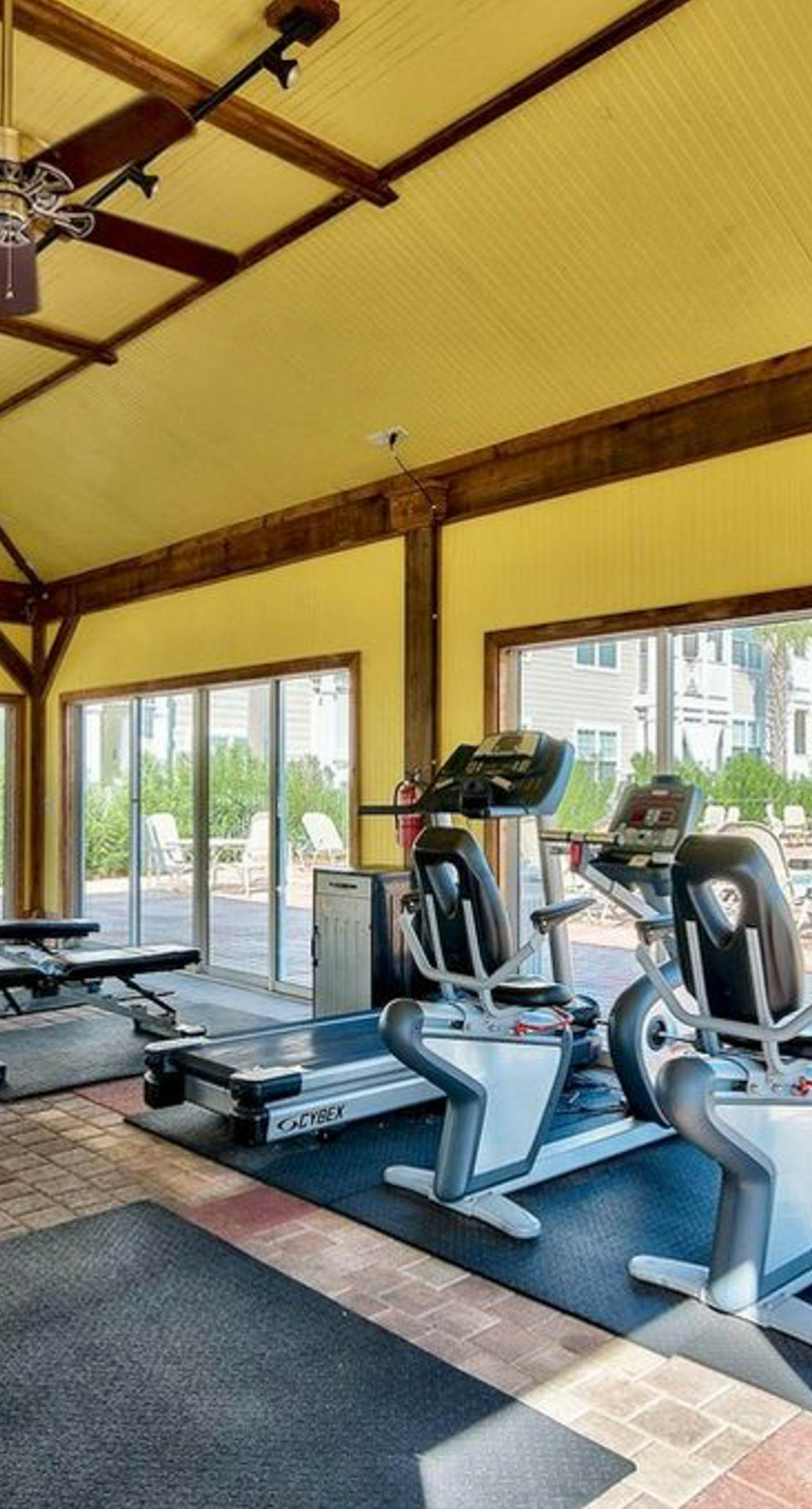 Gorgeous, private, coastal home with a shared pool, fitness room