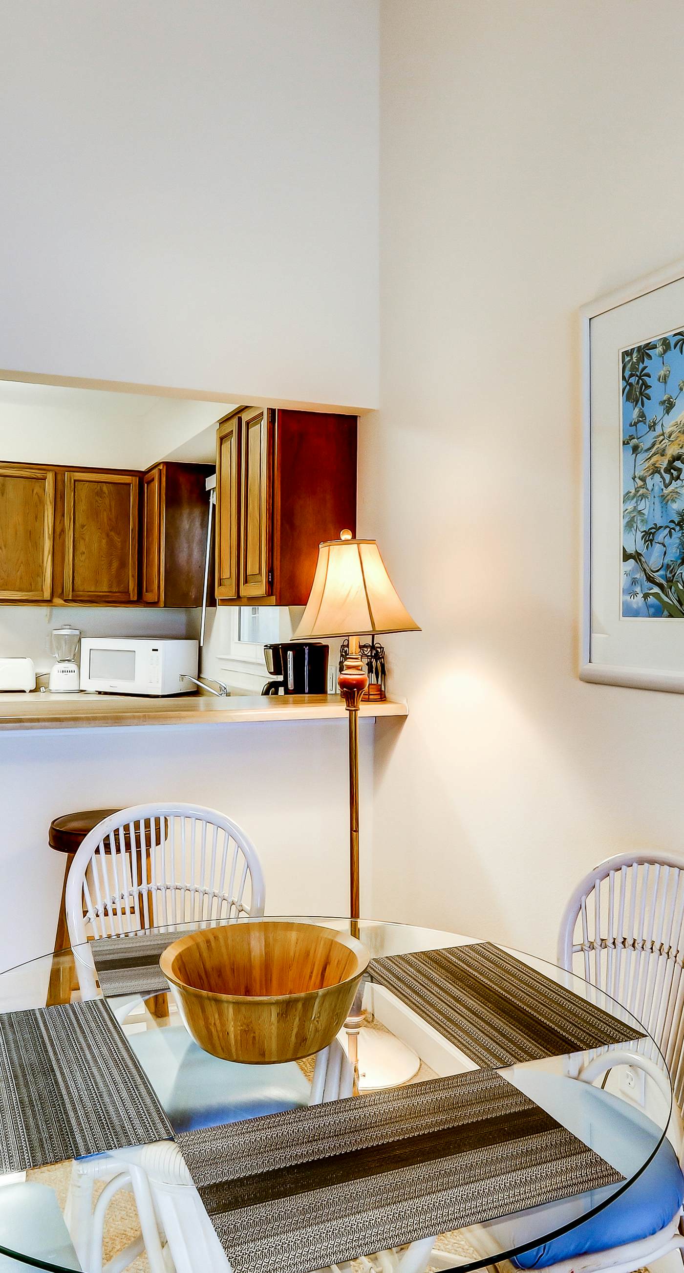 Picturesque gulf-front condo on 30A Steps to beach Charcoal grills on-site