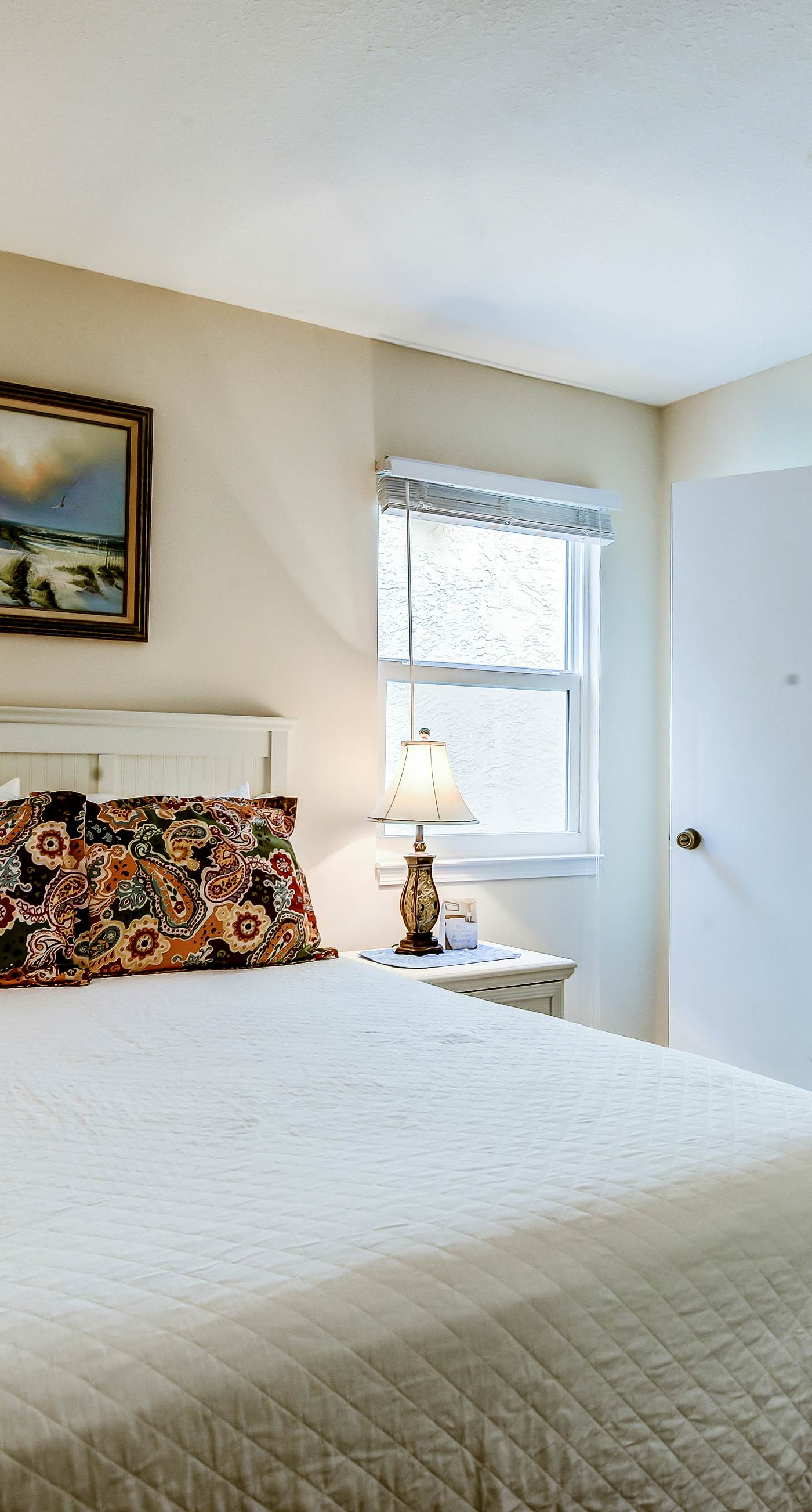 Picturesque gulf-front condo on 30A Steps to beach Charcoal grills on-site