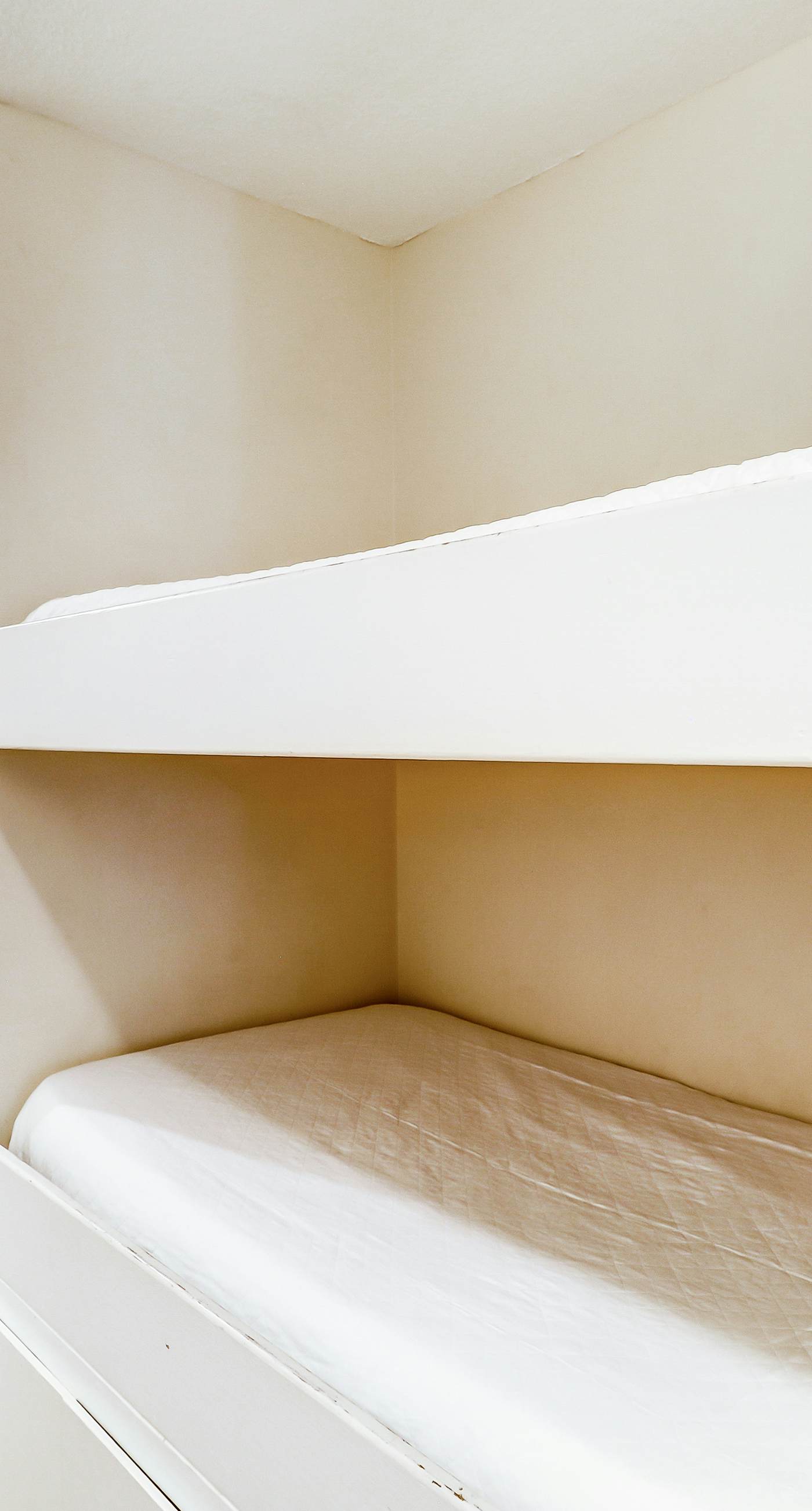 Picturesque gulf-front condo on 30A Steps to beach Charcoal grills on-site