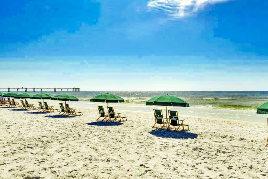 3rd Floor Picturesque Condo On Okaloosa Island Waterfall, Lazy River