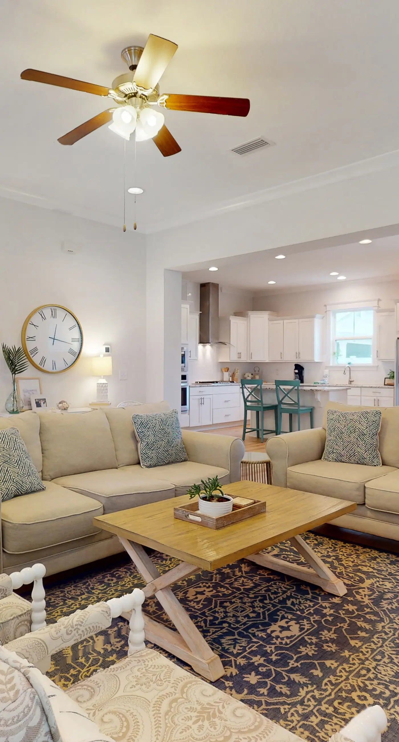 Brand-new house on Powell Lake near beach & 30A with pool, W&D, & gym