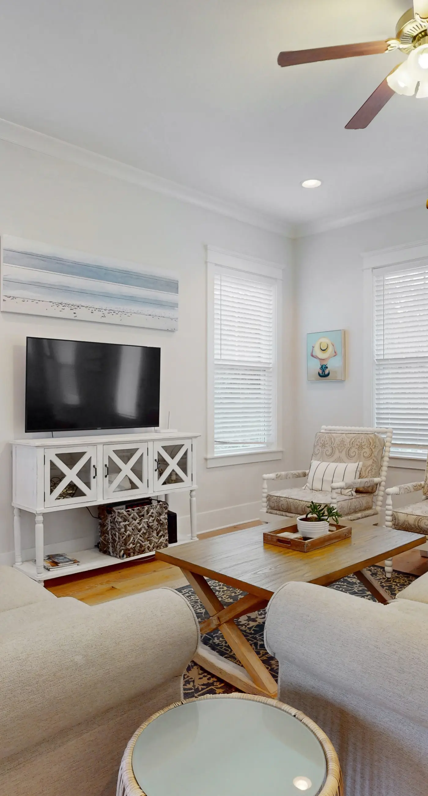 Brand-new house on Powell Lake near beach & 30A with pool, W&D, & gym
