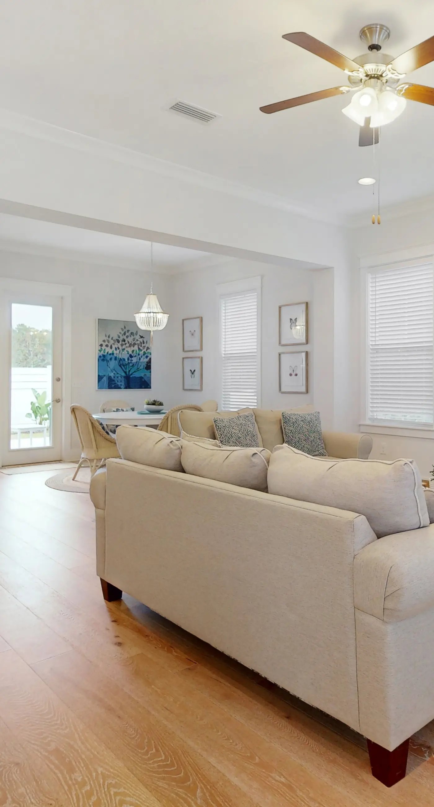 Brand-new house on Powell Lake near beach & 30A with pool, W&D, & gym
