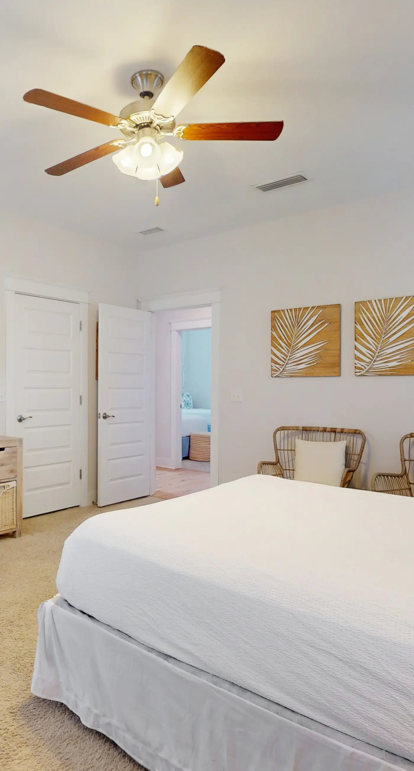 Brand-new house on Powell Lake near beach & 30A with pool, W&D, & gym