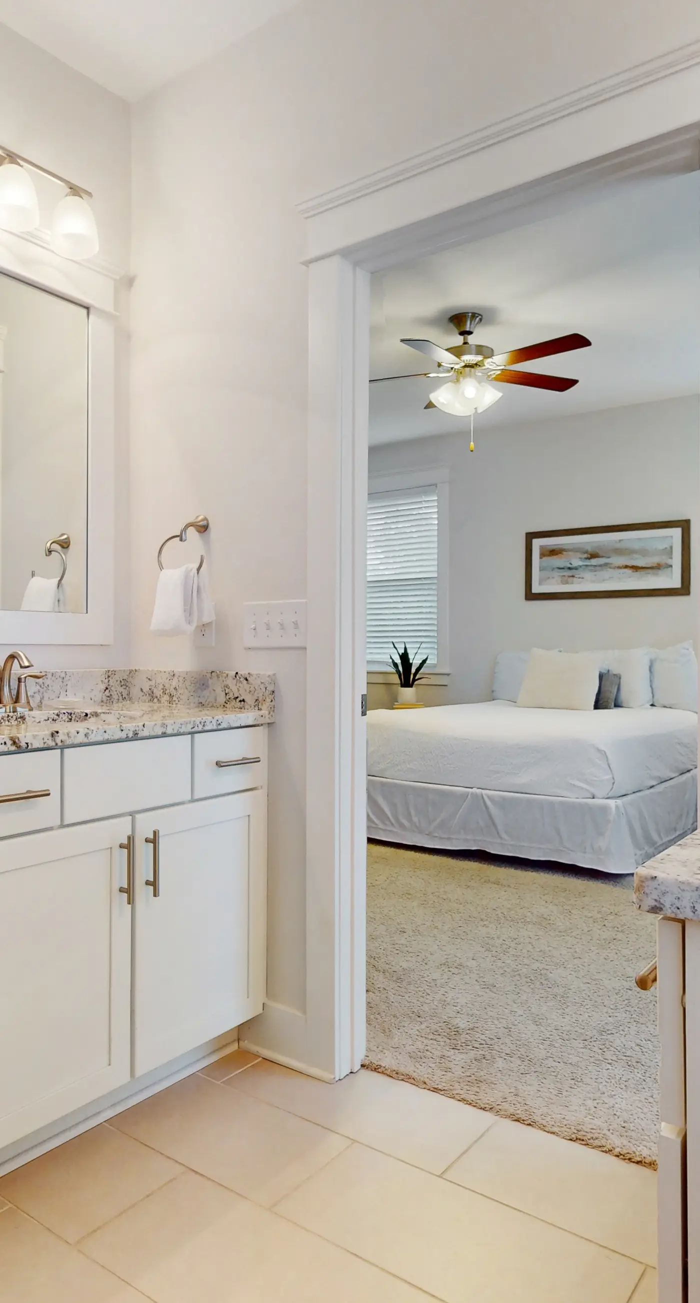 Brand-new house on Powell Lake near beach & 30A with pool, W&D, & gym
