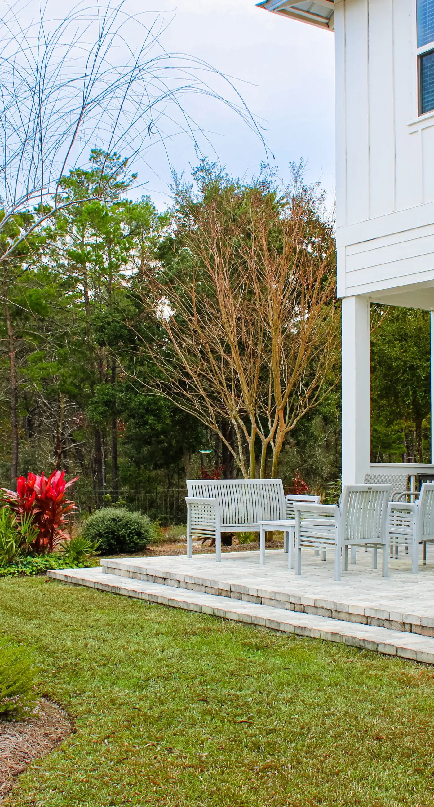 Brand-new house on Powell Lake near beach & 30A with pool, W&D, & gym