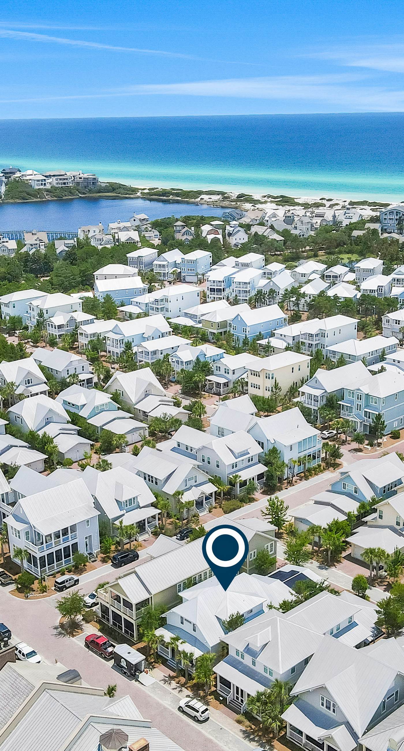 Relaxing getaway outdoor pool access, gym, bikes, central AC, & W&D