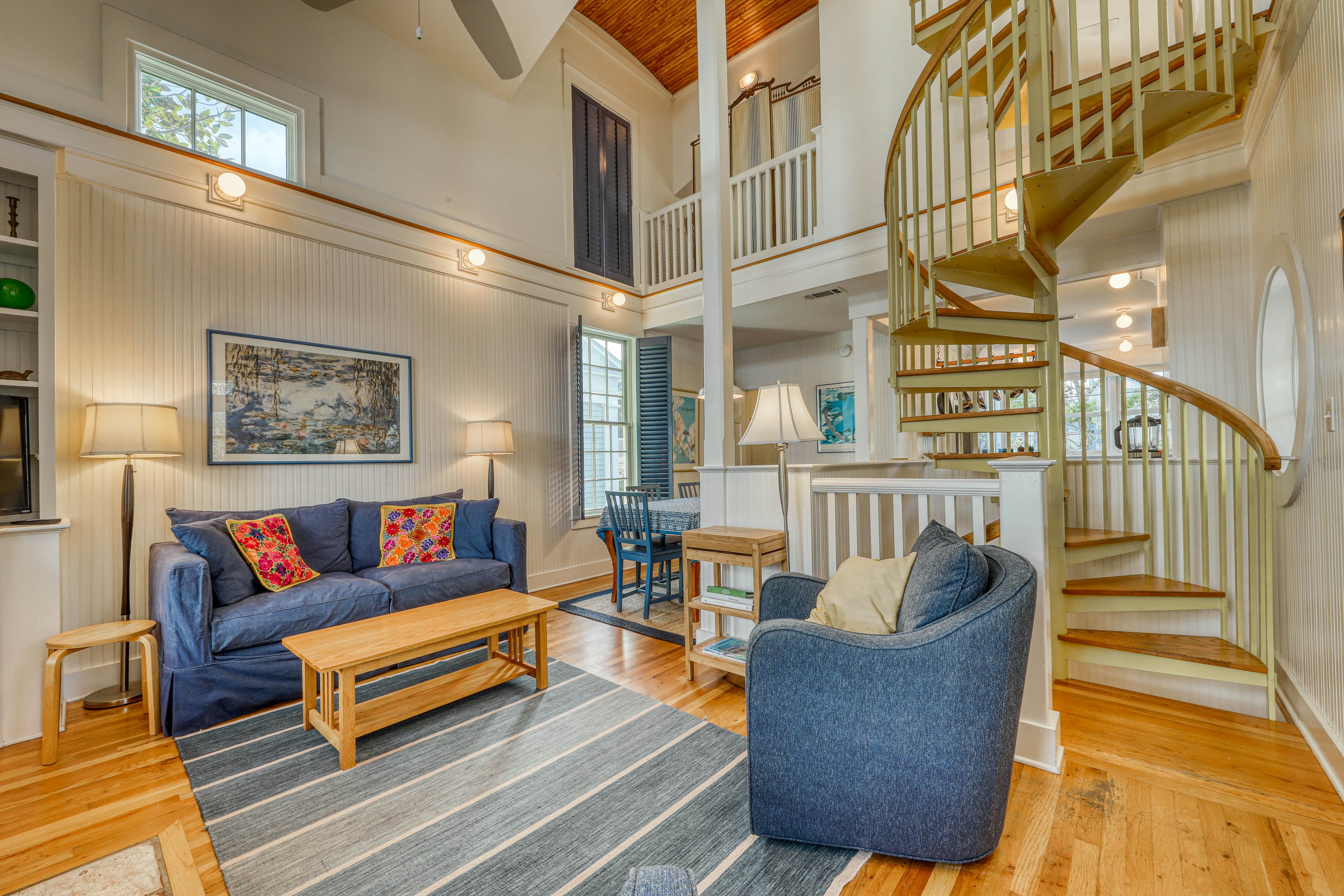 Gorgeous Coastal Home with Spacious Decks & Pool- Steps to the Beach and Dining