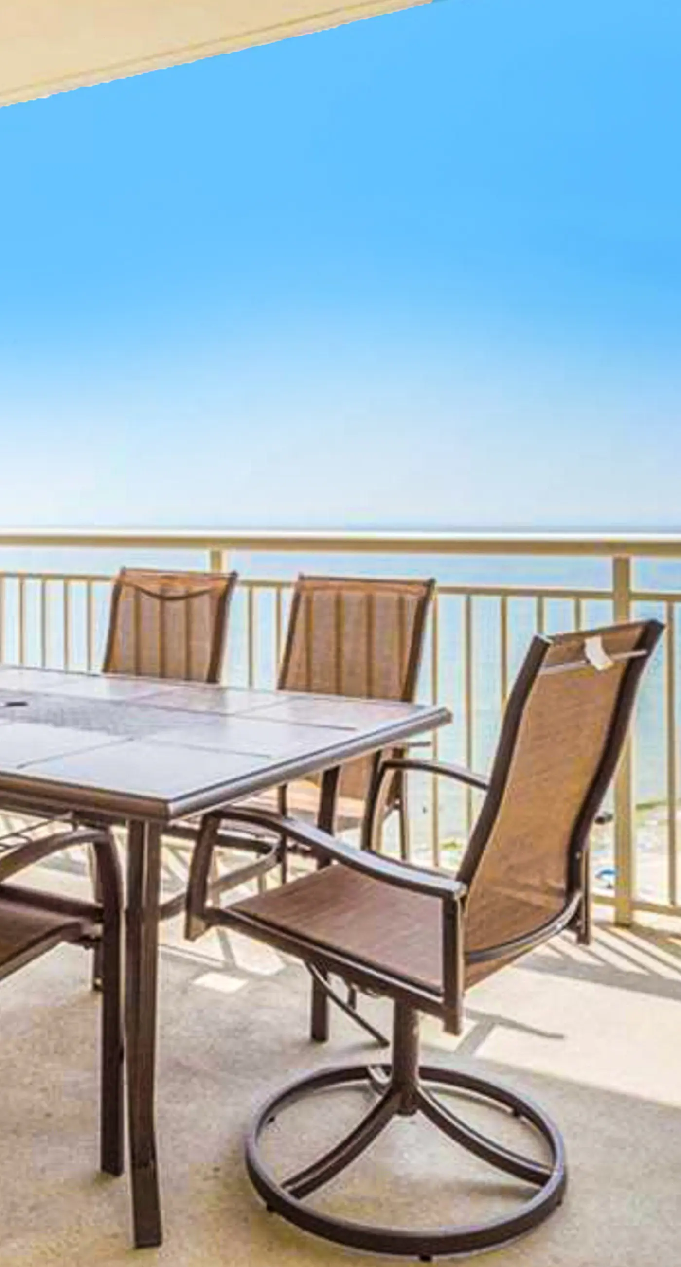 12th-floor Gulf-front condo with amazing views, pools, gym & hot tub