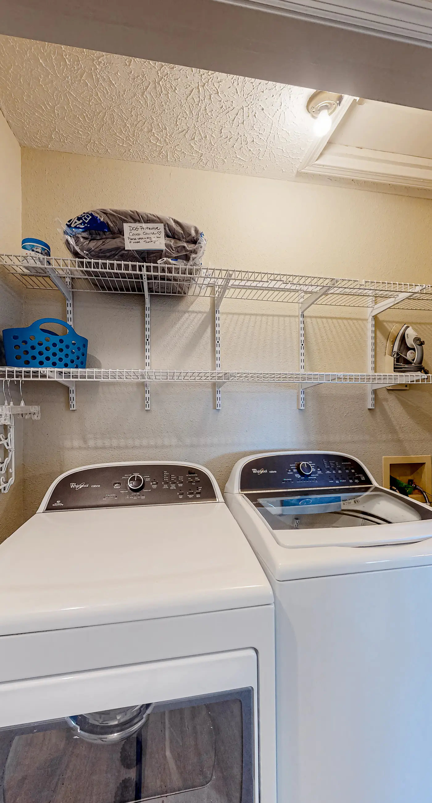 Dog-Friendly Home with Shared Pool, High-Speed WiFi, Washer/Dryer, & Central AC