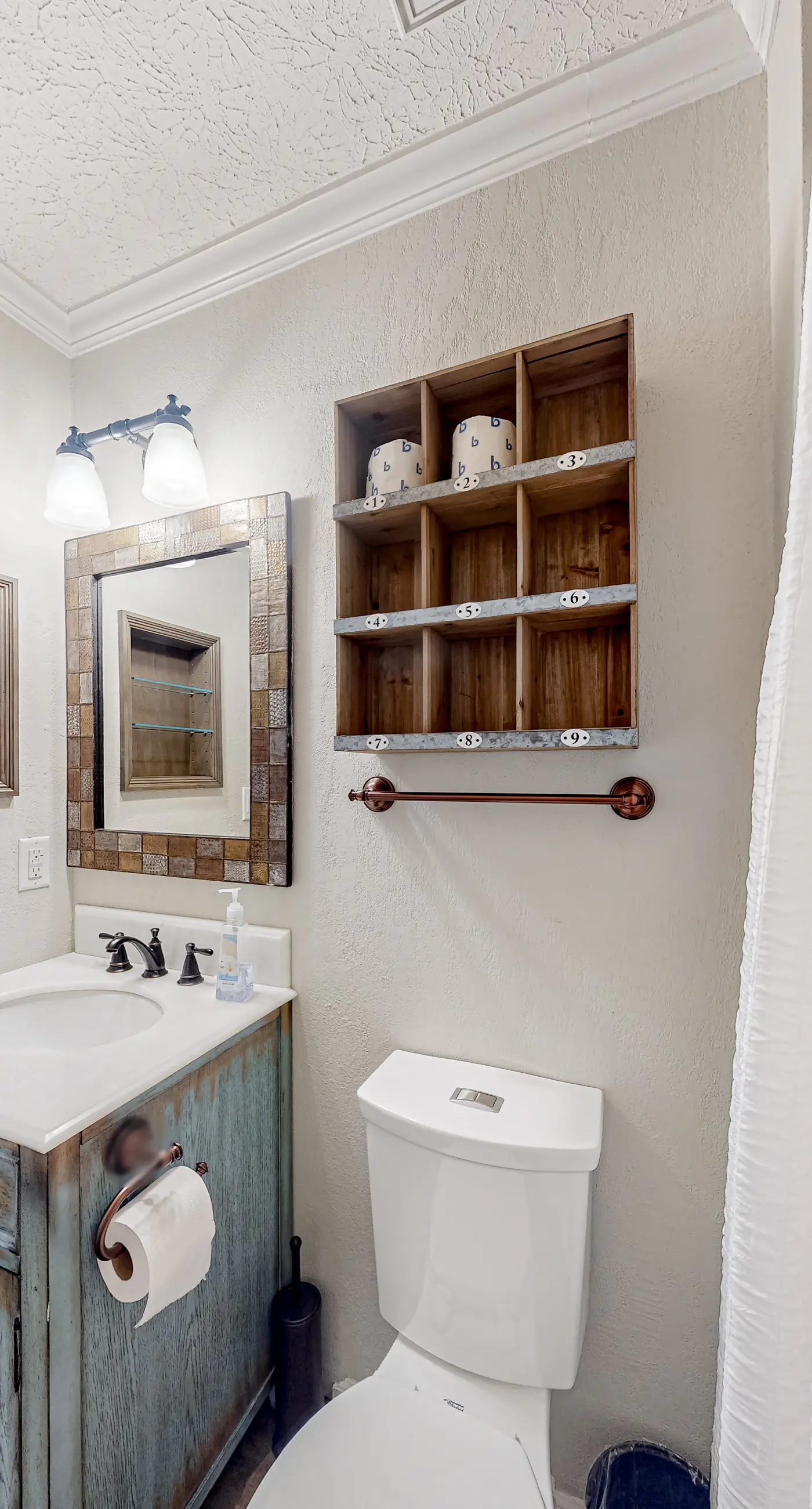 Dog-Friendly Home with Shared Pool, High-Speed WiFi, Washer/Dryer, & Central AC