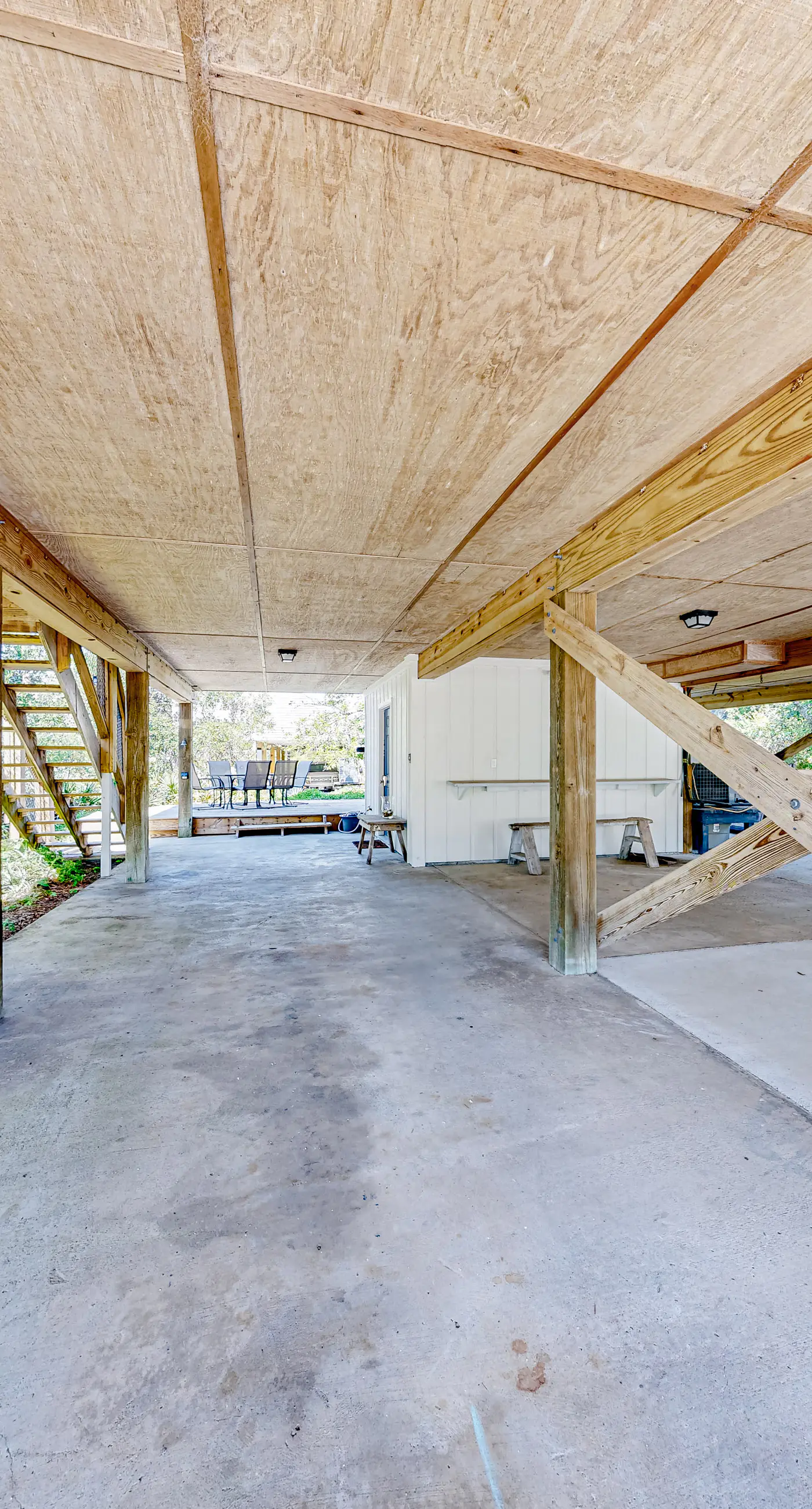 Dog-Friendly Home with Shared Pool, High-Speed WiFi, Washer/Dryer, & Central AC