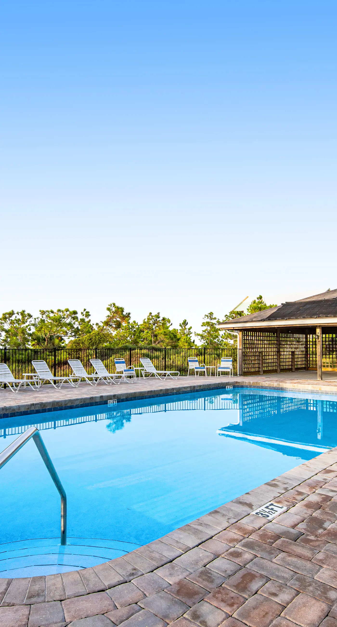 Dog-Friendly Home with Shared Pool, High-Speed WiFi, Washer/Dryer, & Central AC