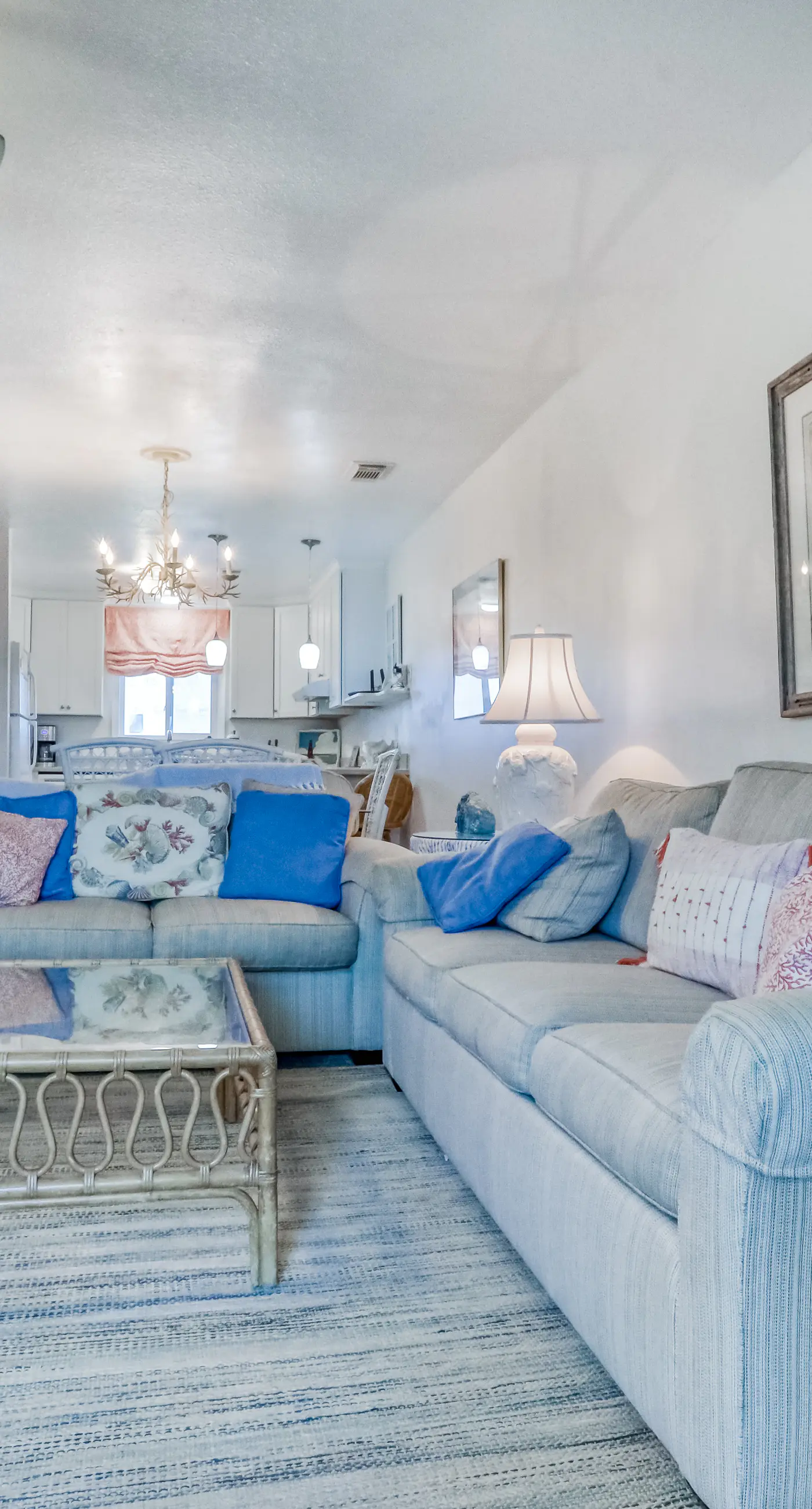 Gulf-front townhome with gorgeous beach access, 4 Gulf-view decks, shared pools