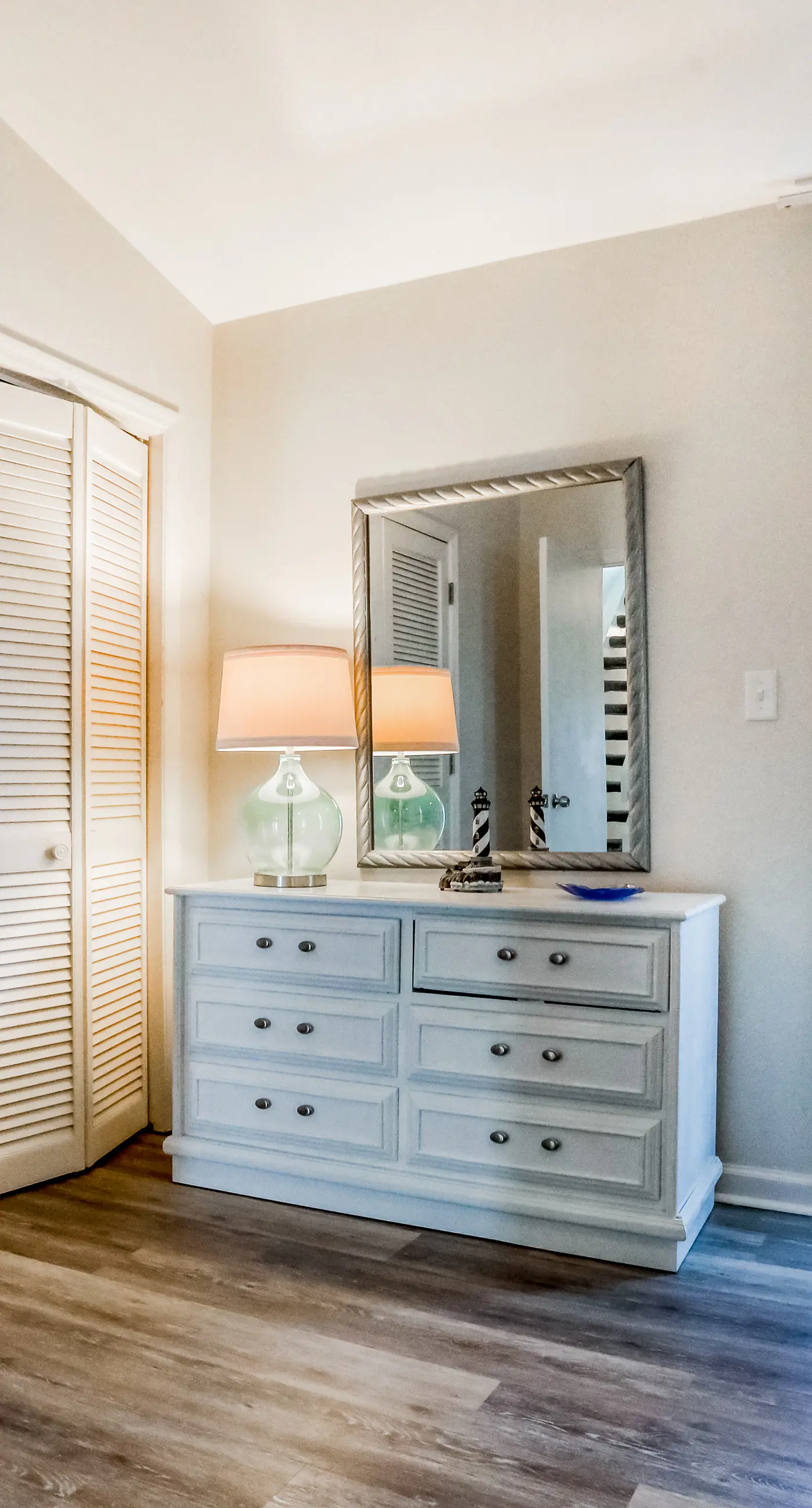 Gulf-front townhome with gorgeous beach access, 4 Gulf-view decks, shared pools