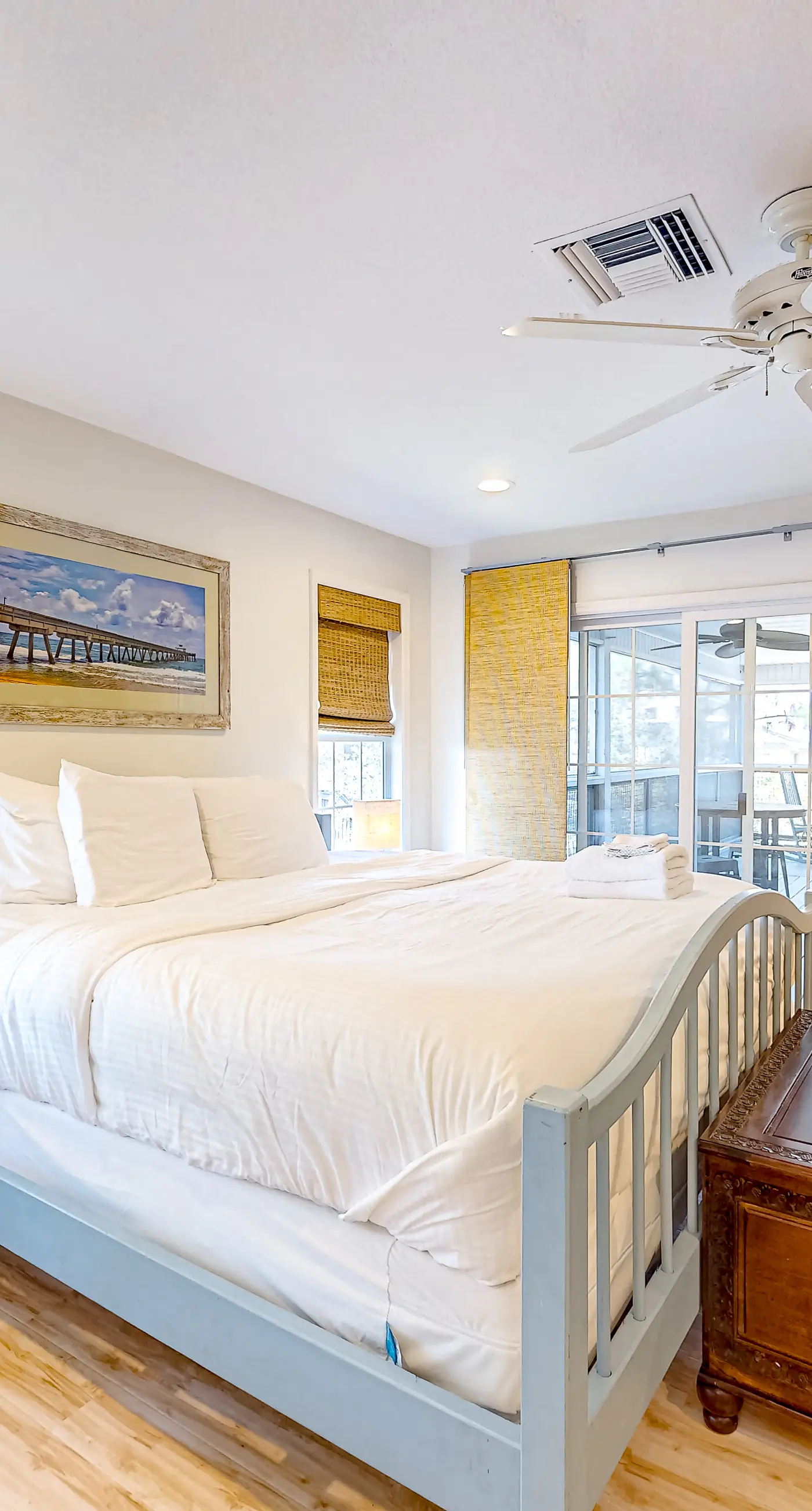 Beautiful dog-friendly home with screened porch & pool access in great location