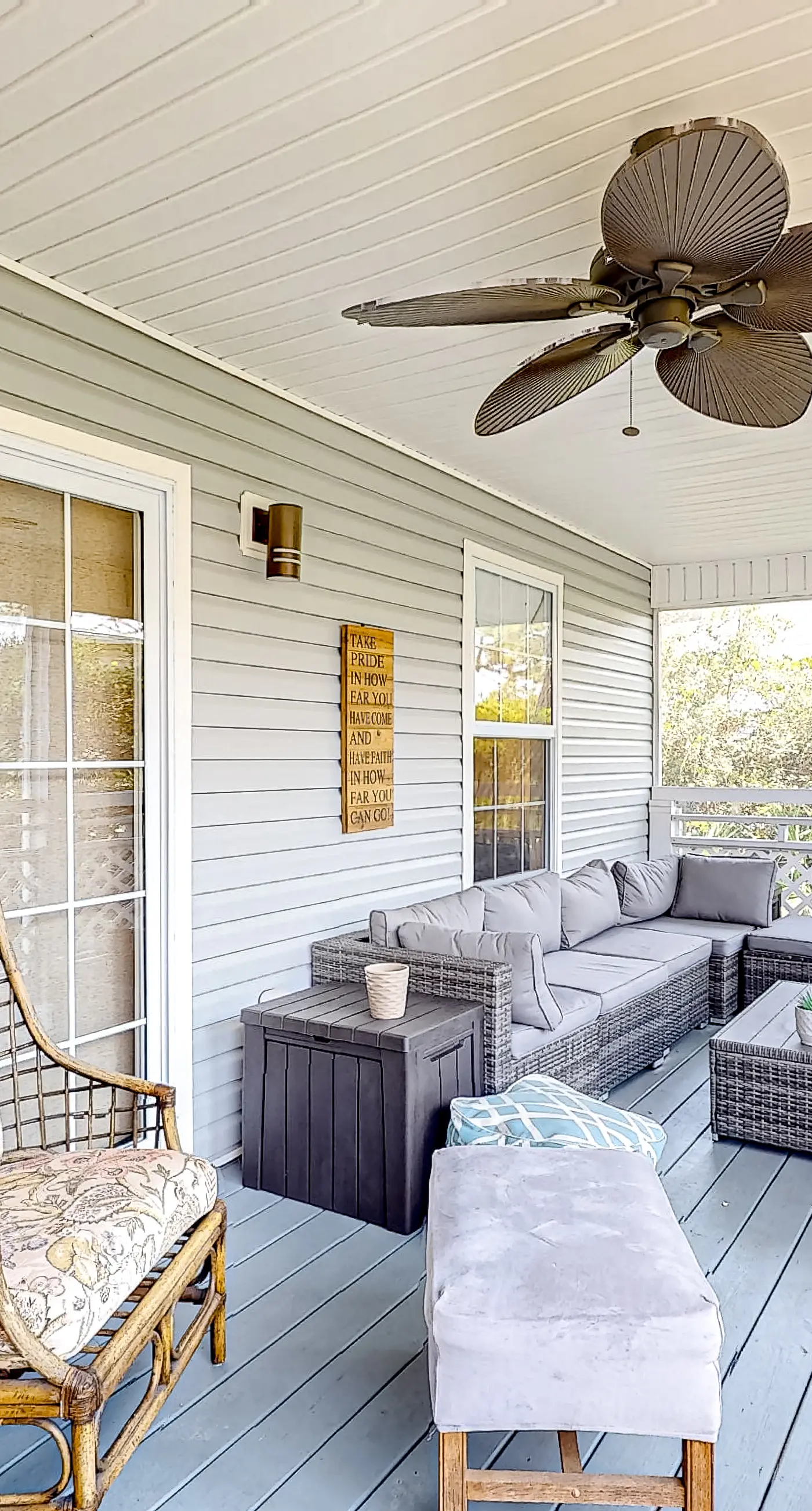 Beautiful dog-friendly home with screened porch & pool access in great location