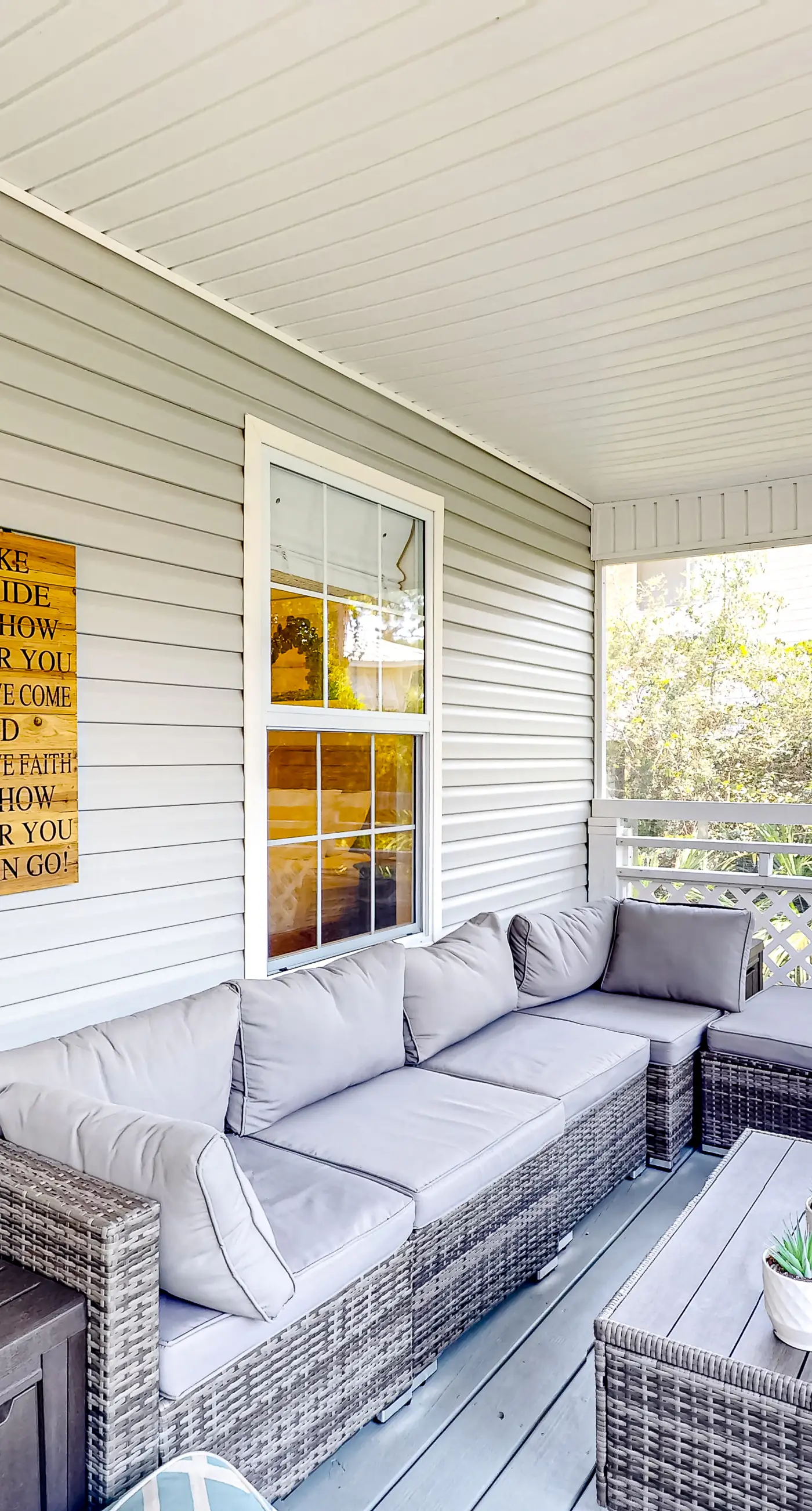 Beautiful dog-friendly home with screened porch & pool access in great location