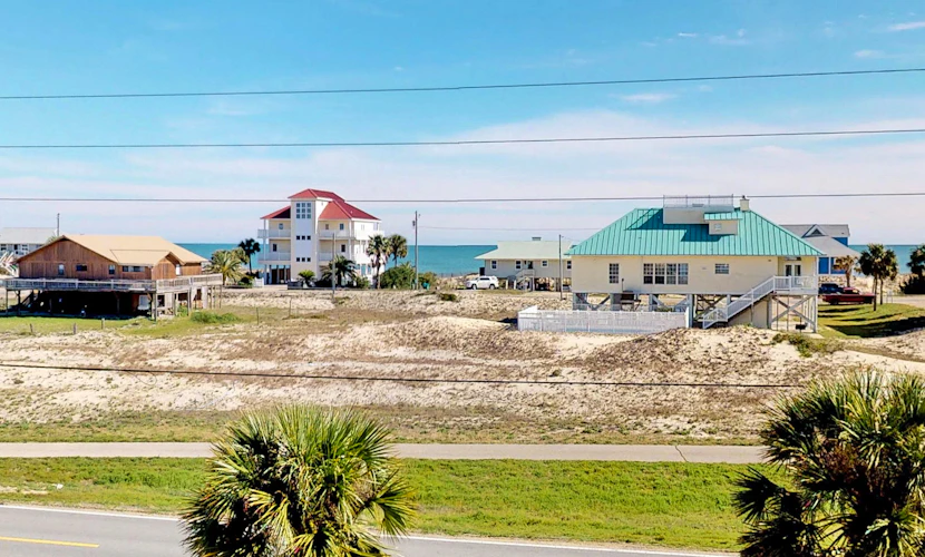 Charming ocean-view gem with a pool, deck, washer/dryer & central AC