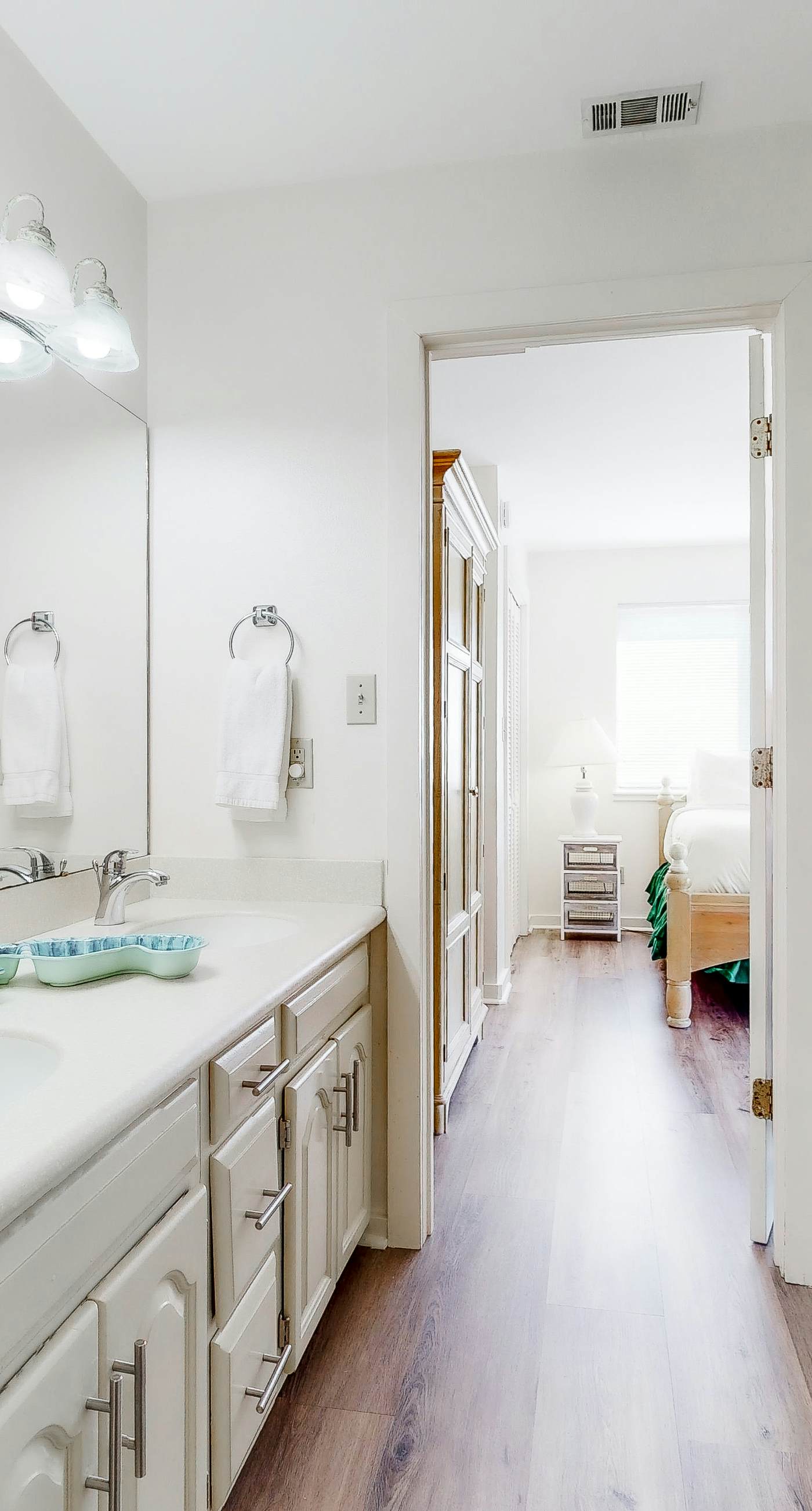 Dog-friendly home near the beach with beach gear, on-site pool & tennis