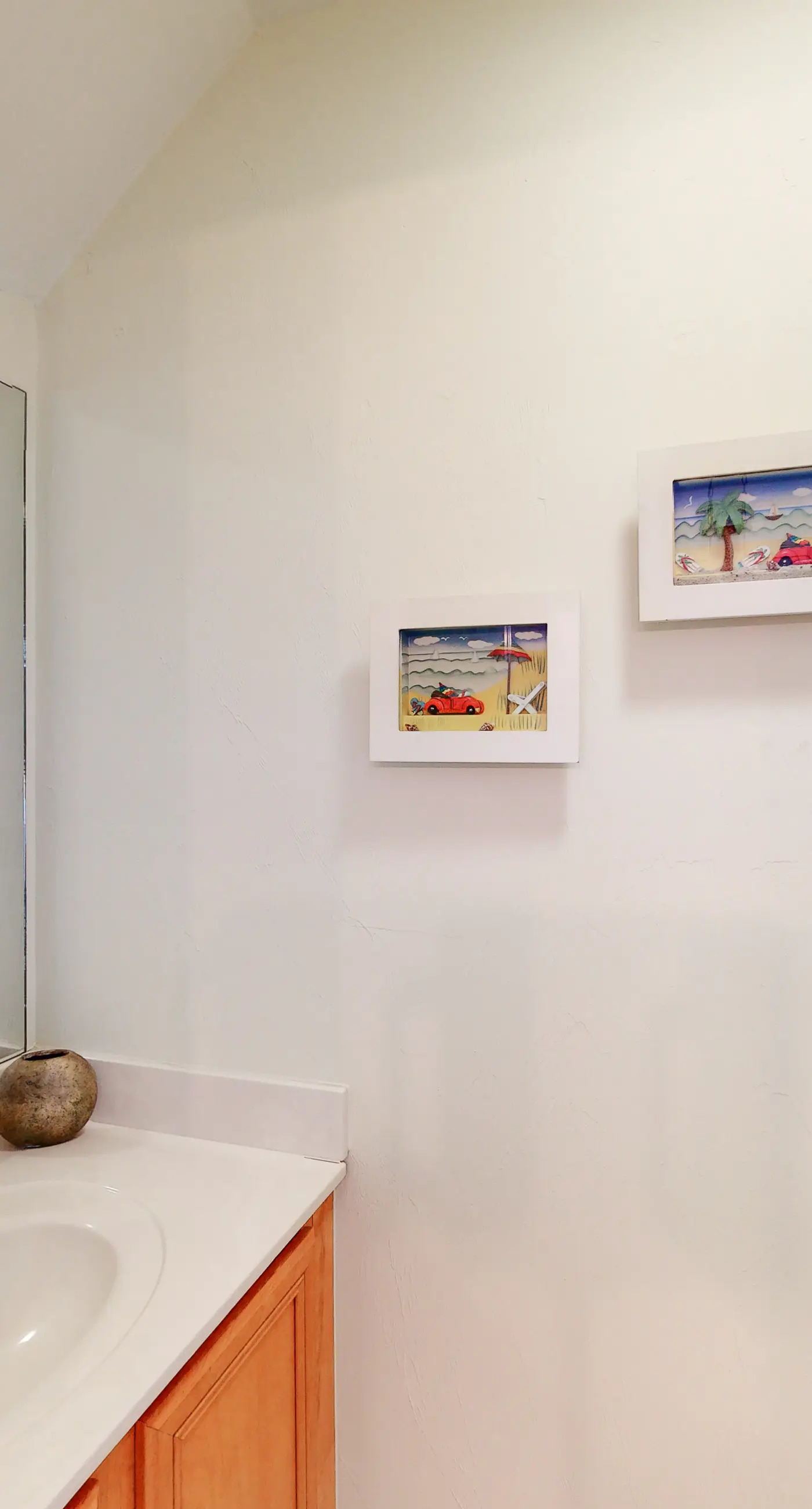 Dog-friendly townhome in private community with pool - near beach