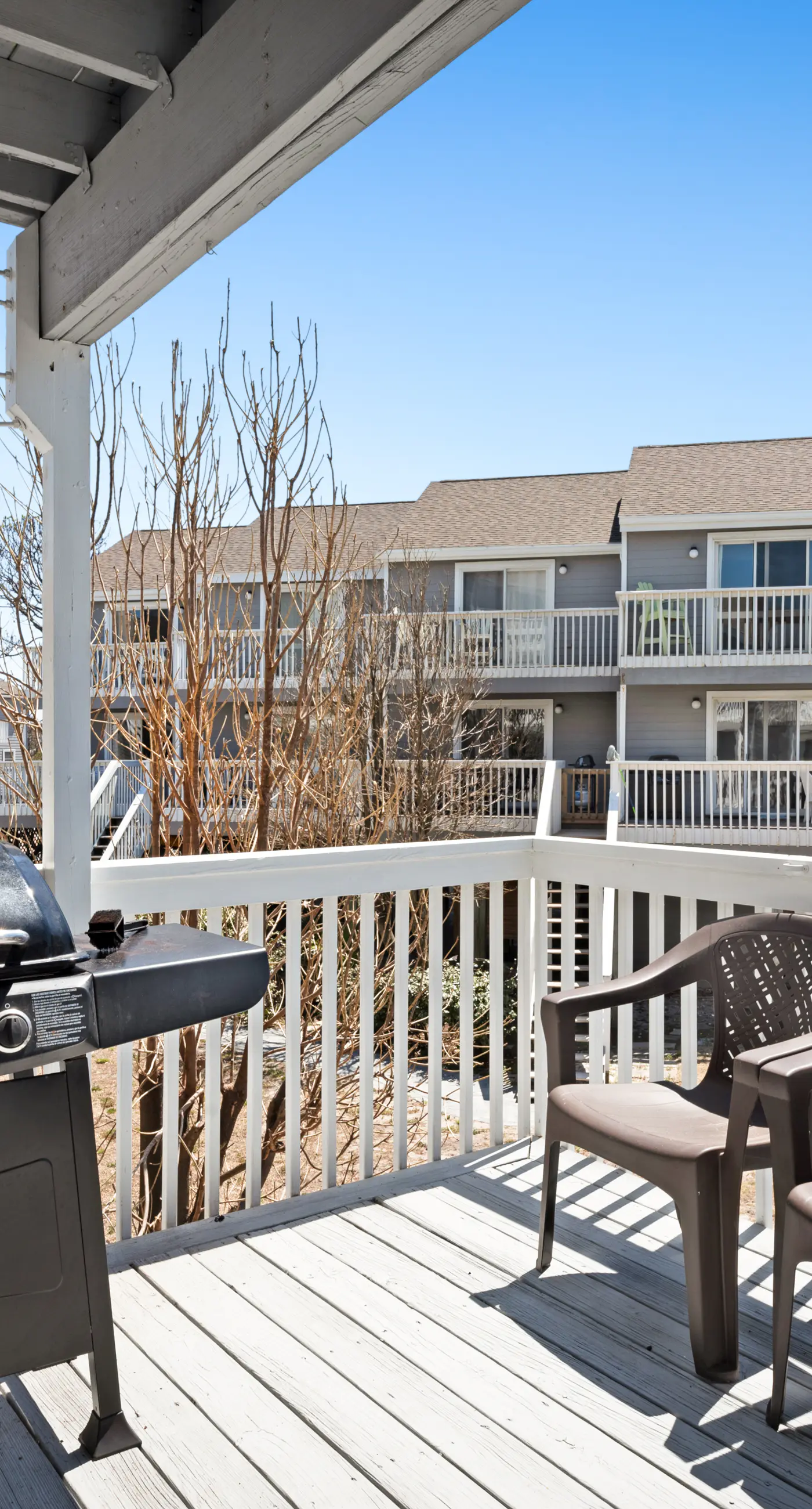 Dog-friendly townhome in private community with pool - near beach