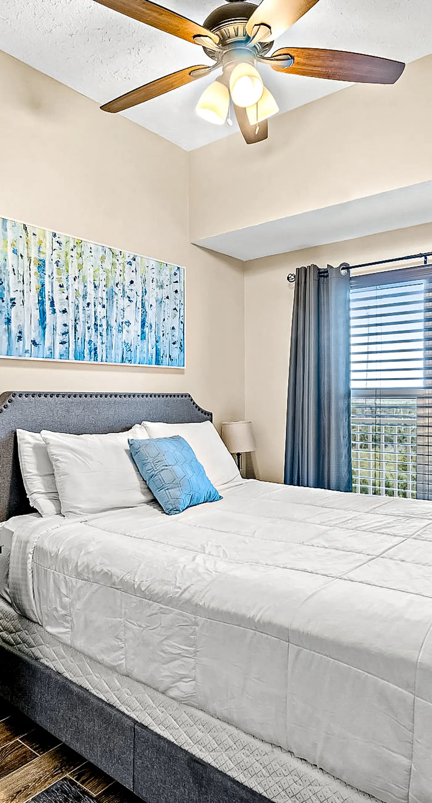 Fourth Floor Condo with Shared Pool, Ocean View, High-Speed WiFi, & Washer/Dryer
