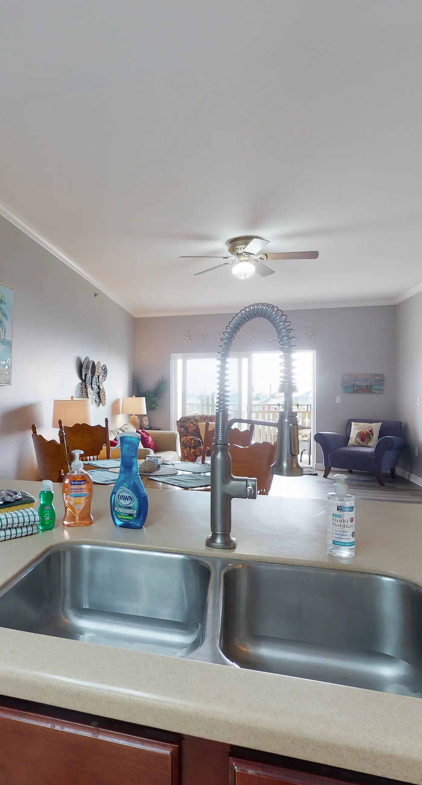 Charming Condo at Waterside with Shared Pool, Hot Tub, Free WiFi, and AC