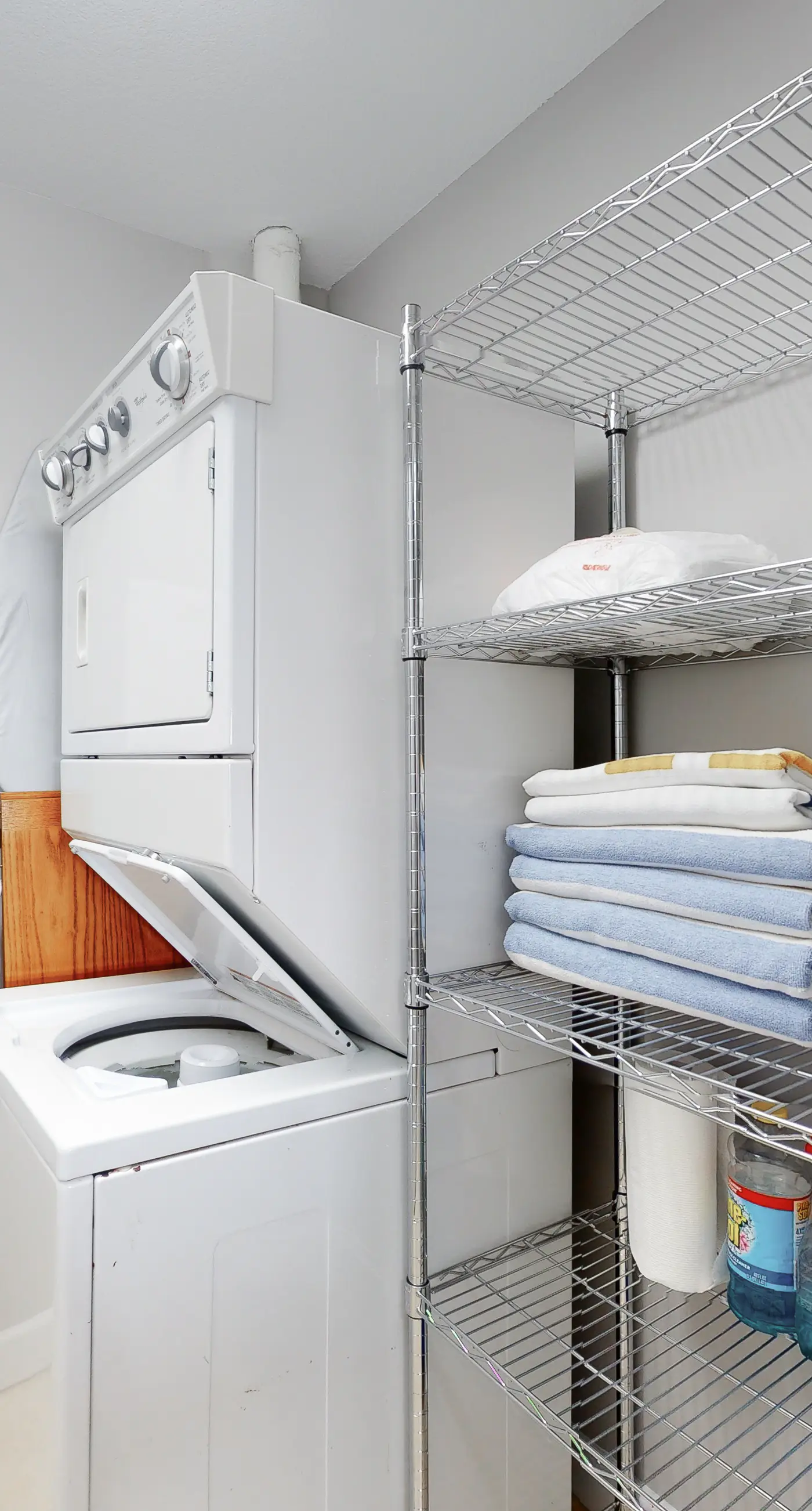 Charming Condo at Waterside with Shared Pool, Hot Tub, Free WiFi, and AC