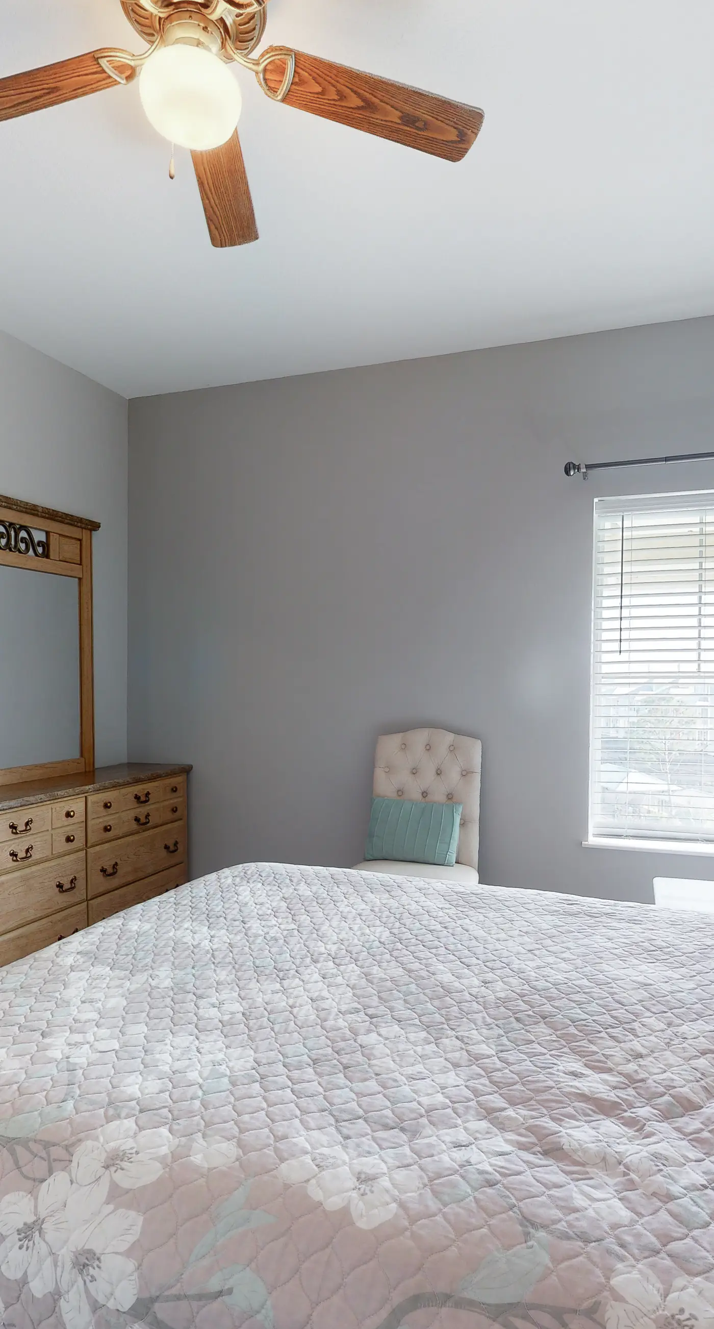 Charming Condo at Waterside with Shared Pool, Hot Tub, Free WiFi, and AC