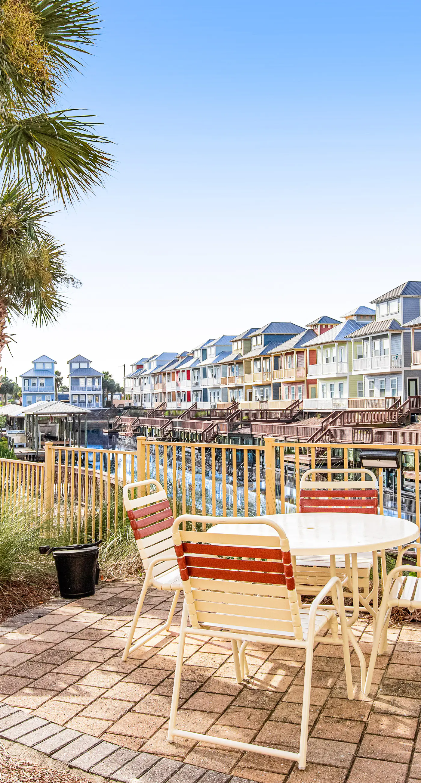 Charming Condo at Waterside with Shared Pool, Hot Tub, Free WiFi, and AC